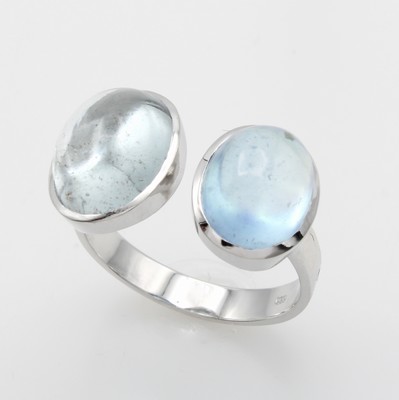 26933173a - Ring mit Farbsteincabochons, WG 585/000, ovaler Morganit ca. 5 ct und Aquamarin ca. 4.2 ...