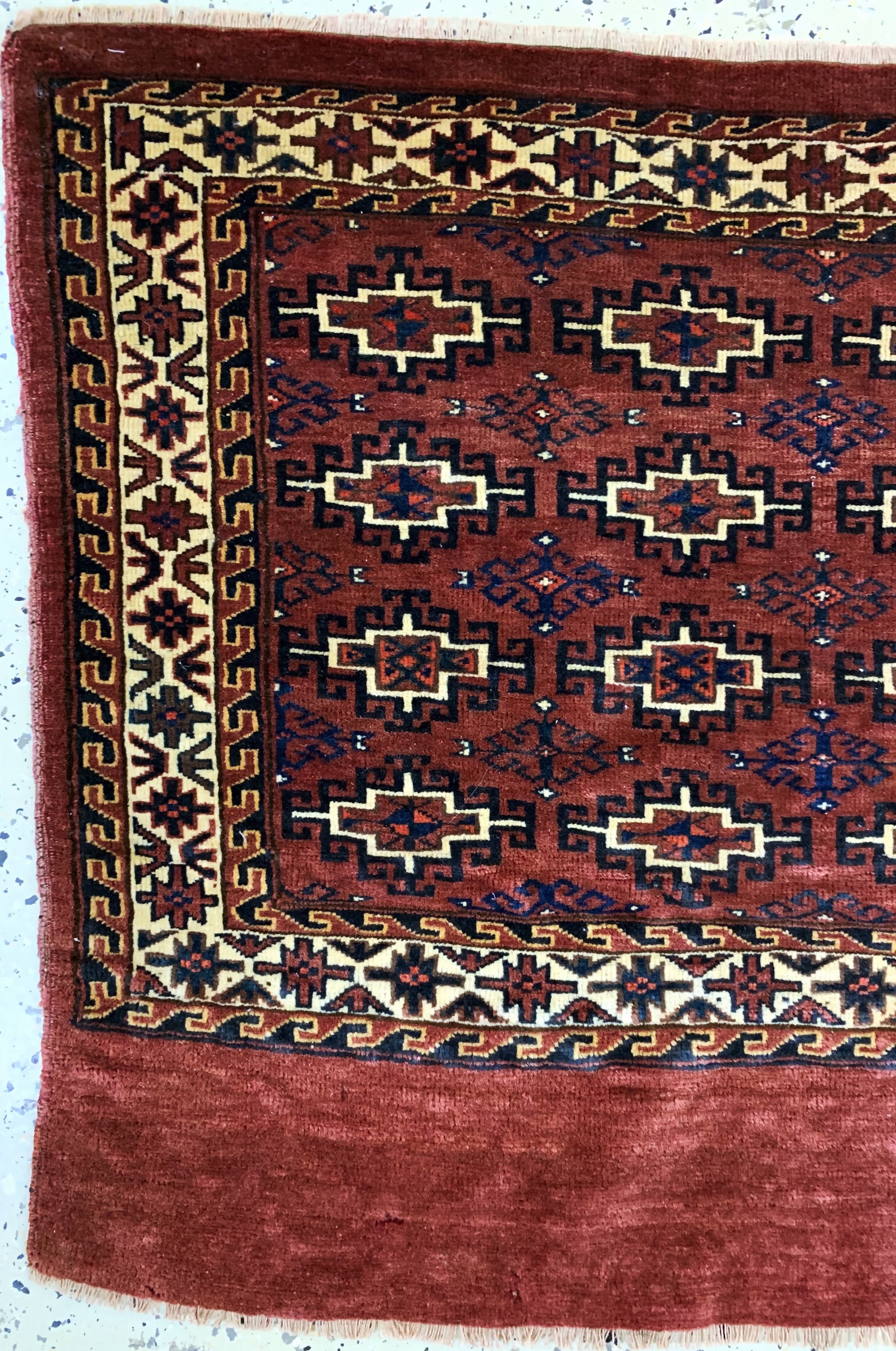 Detail c: Tekke Tschowal antik, Turkmenistan, 19.Jhd,Wolle auf Wolle, ca. 117 x 80 cm, EHZ: 2-3