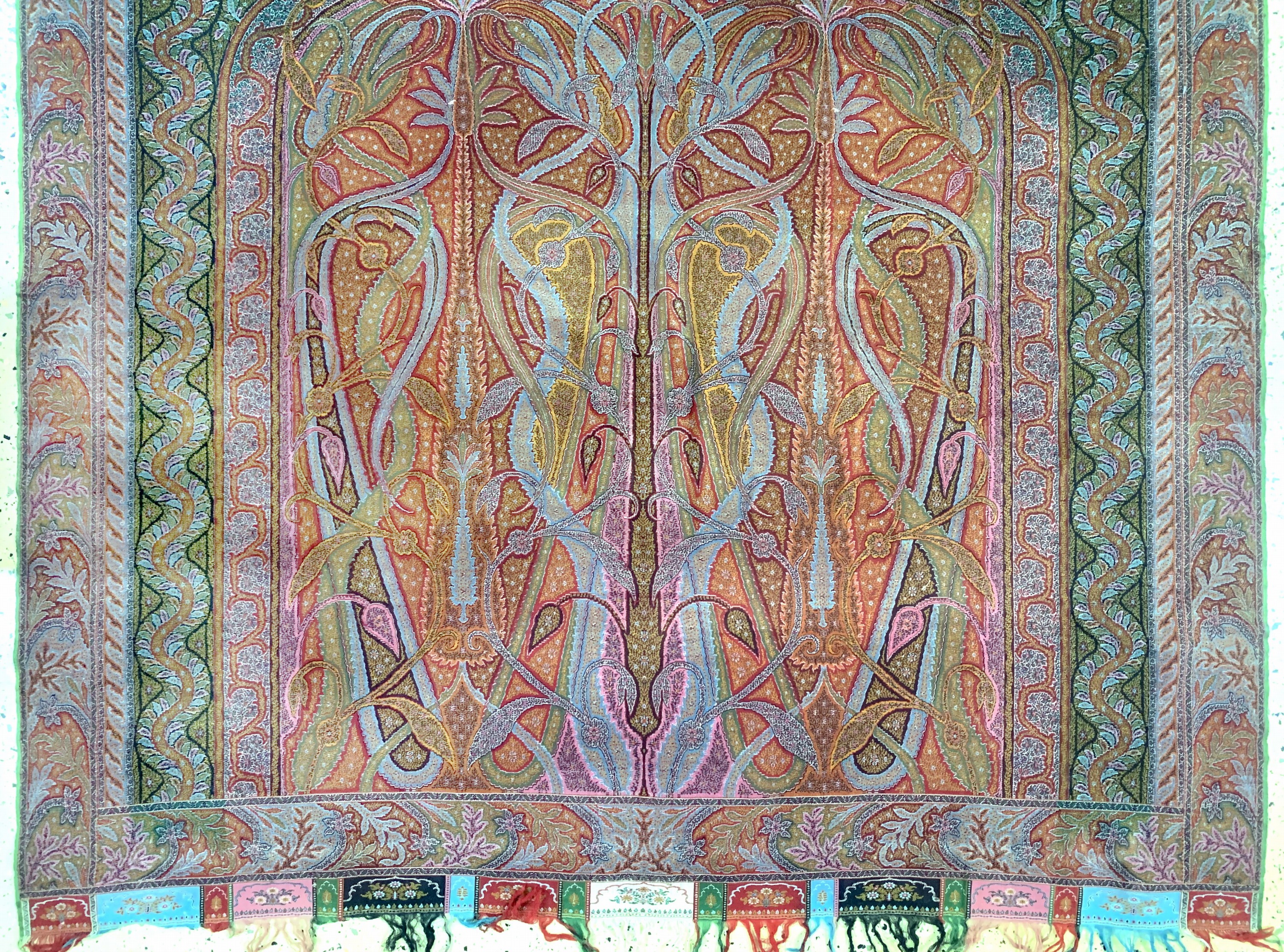 Detail c: Kaschmir Schal, Indien, Anfang 20.Jhd, Wollstickerei, ca. 320 x 160 cm, geflickt, EHZ: 2