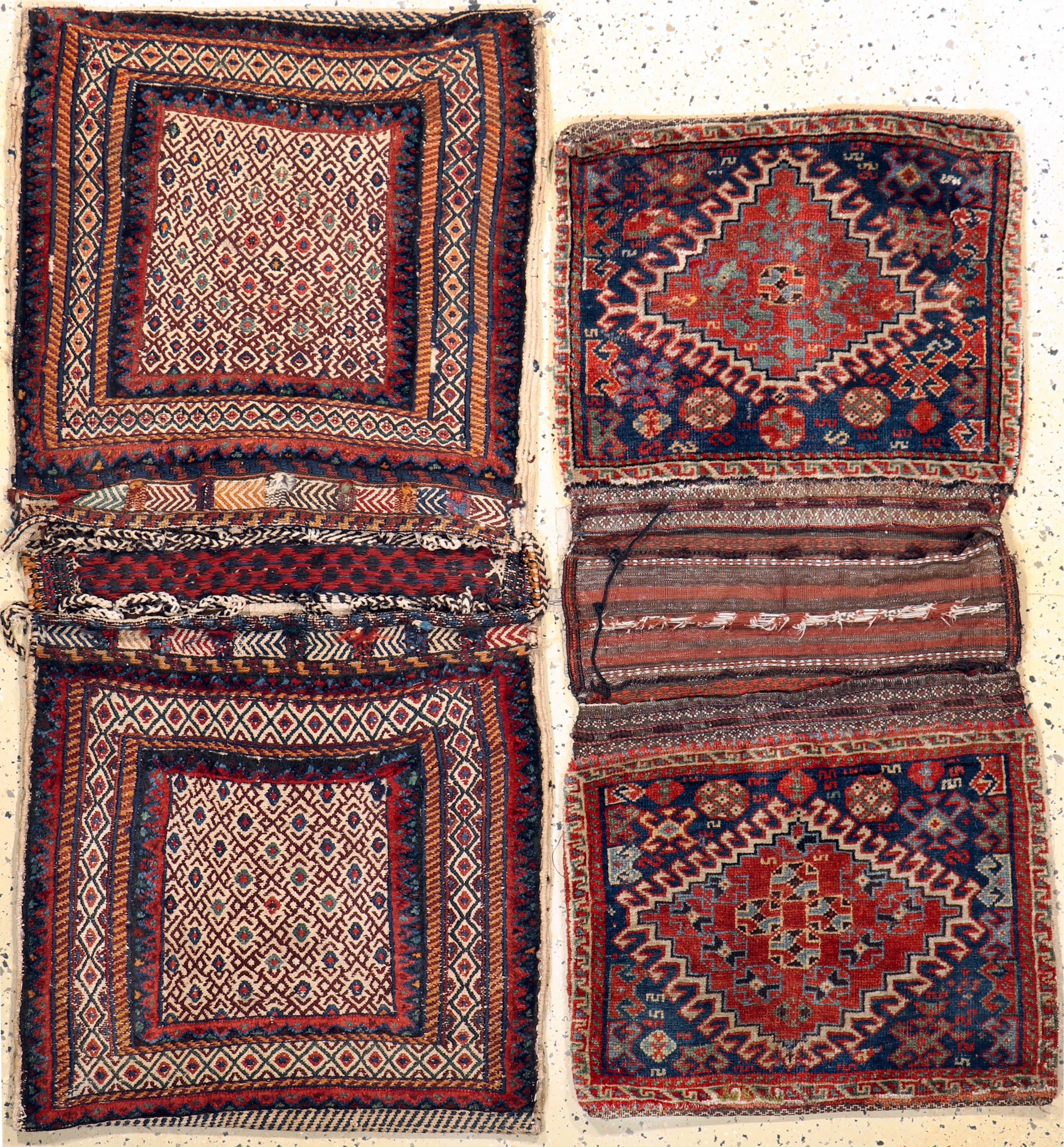 Afschar & Ghaschgai Tasche, Persien, um 1900, Wolle auf Wolle, ca. 140 x 65 cm & ca. 125 x 60 cm, EHZ: 2-3
