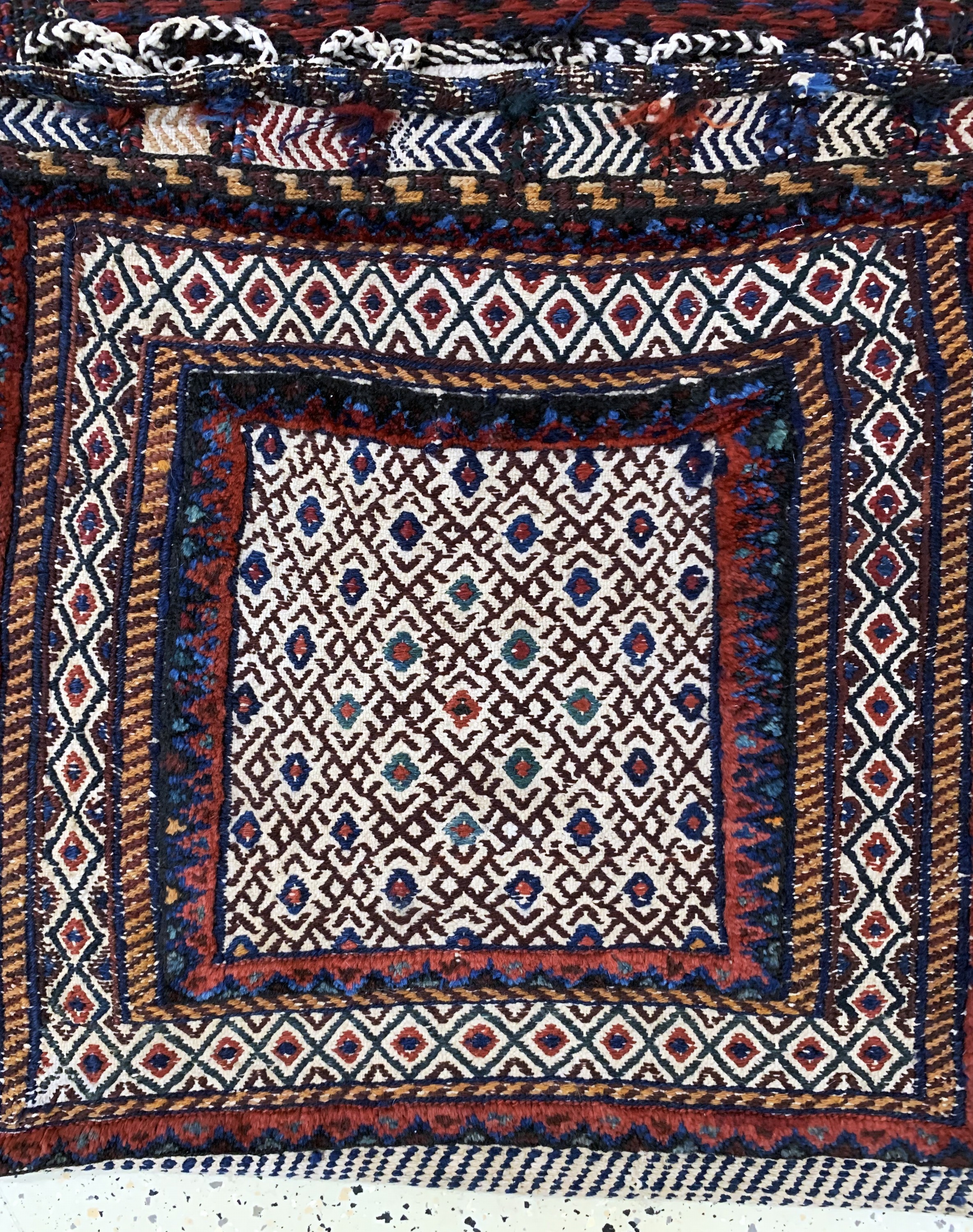 Detail a: Afschar & Ghaschgai Tasche, Persien, um 1900, Wolle auf Wolle, ca. 140 x 65 cm & ca. 125 x 60 cm, EHZ: 2-3