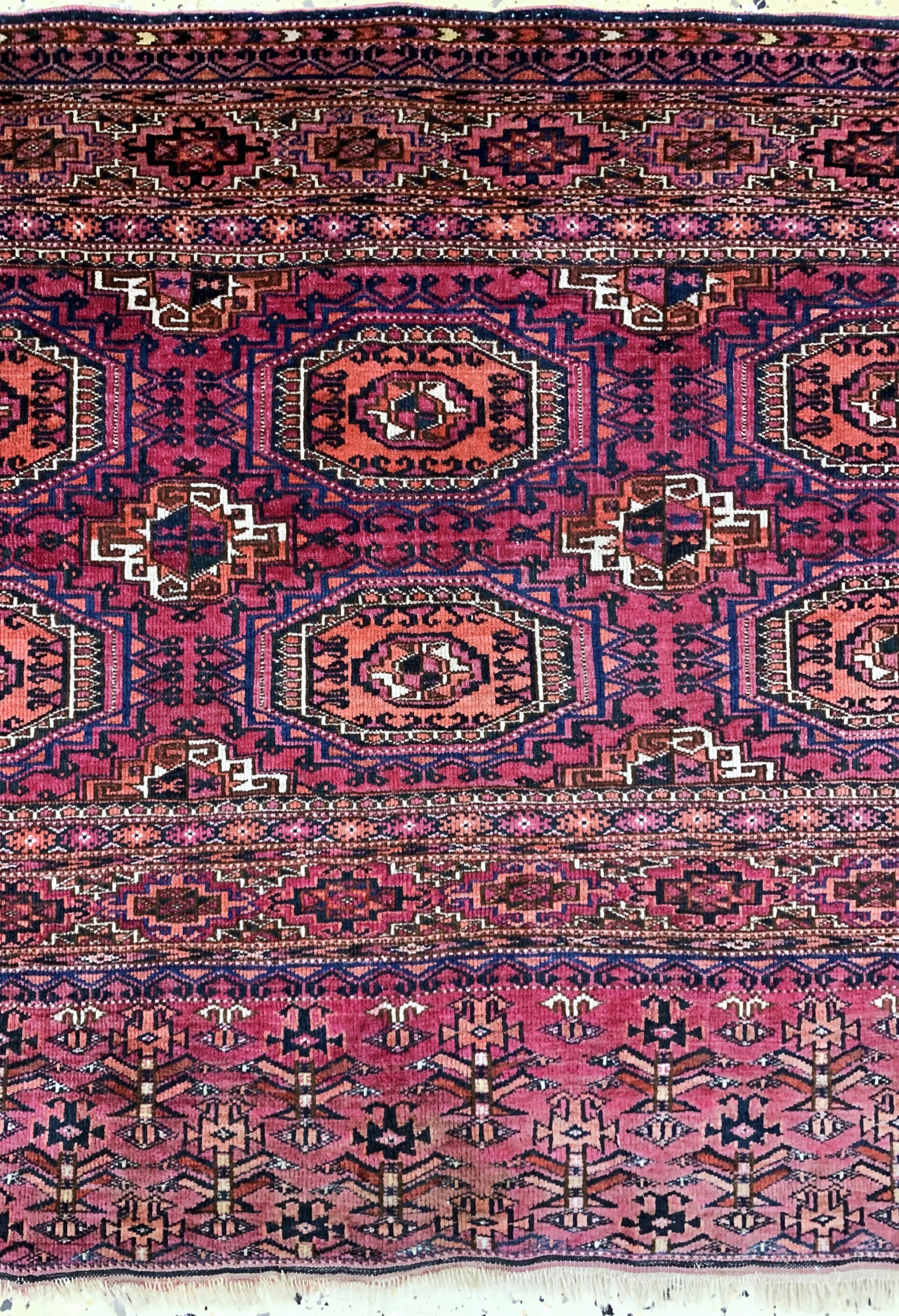 Detail b: Tekke Tschowal antik, Turkmenistan, 19.Jhd,Wolle auf Wolle, ca. 150 x 80 cm, EHZ: 3