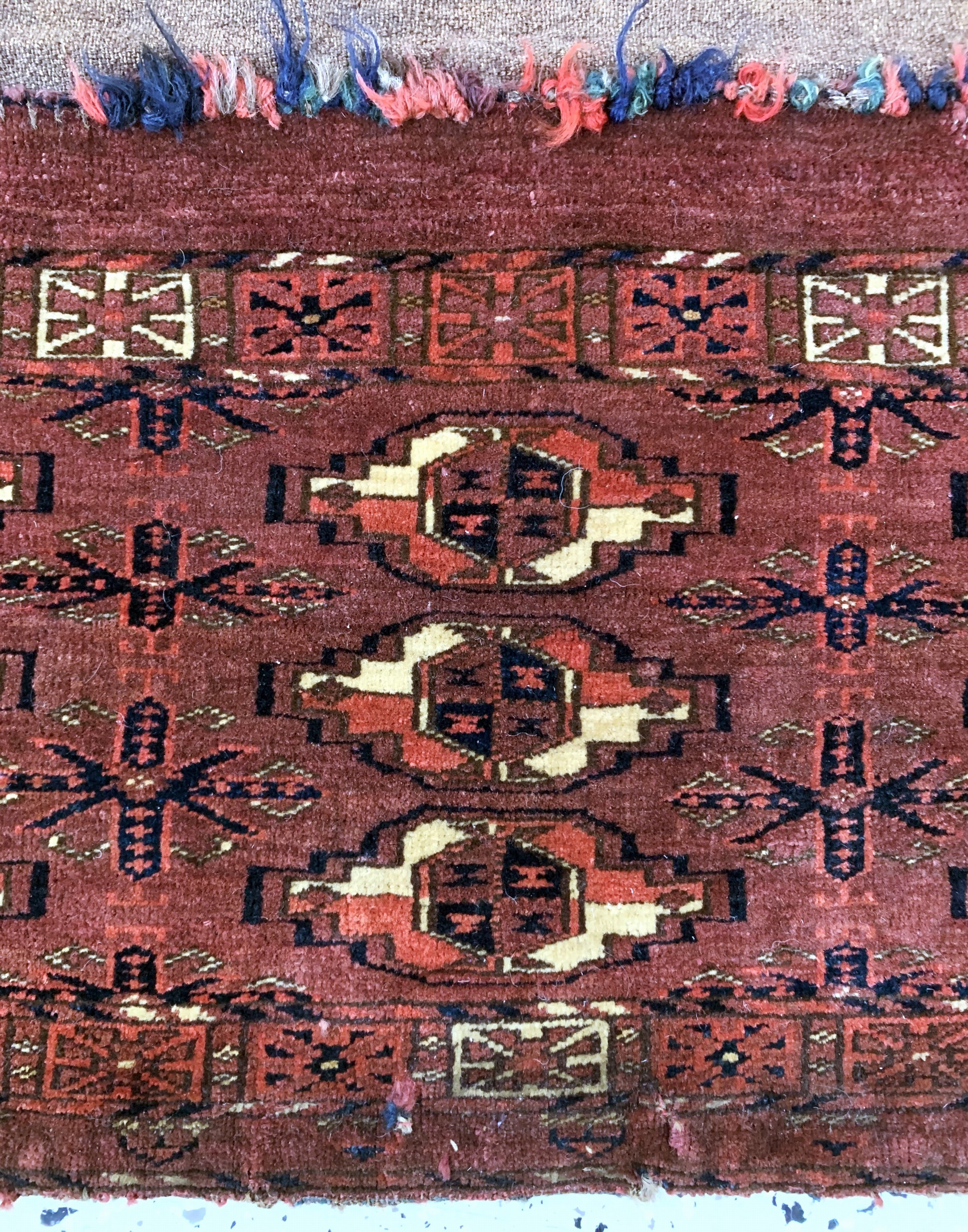 Detail b: Ersari Tschowal antik, Turkmenistan, 19.Jhd, Wolle auf Wolle, ca. 95 x 40 cm, EHZ: 4