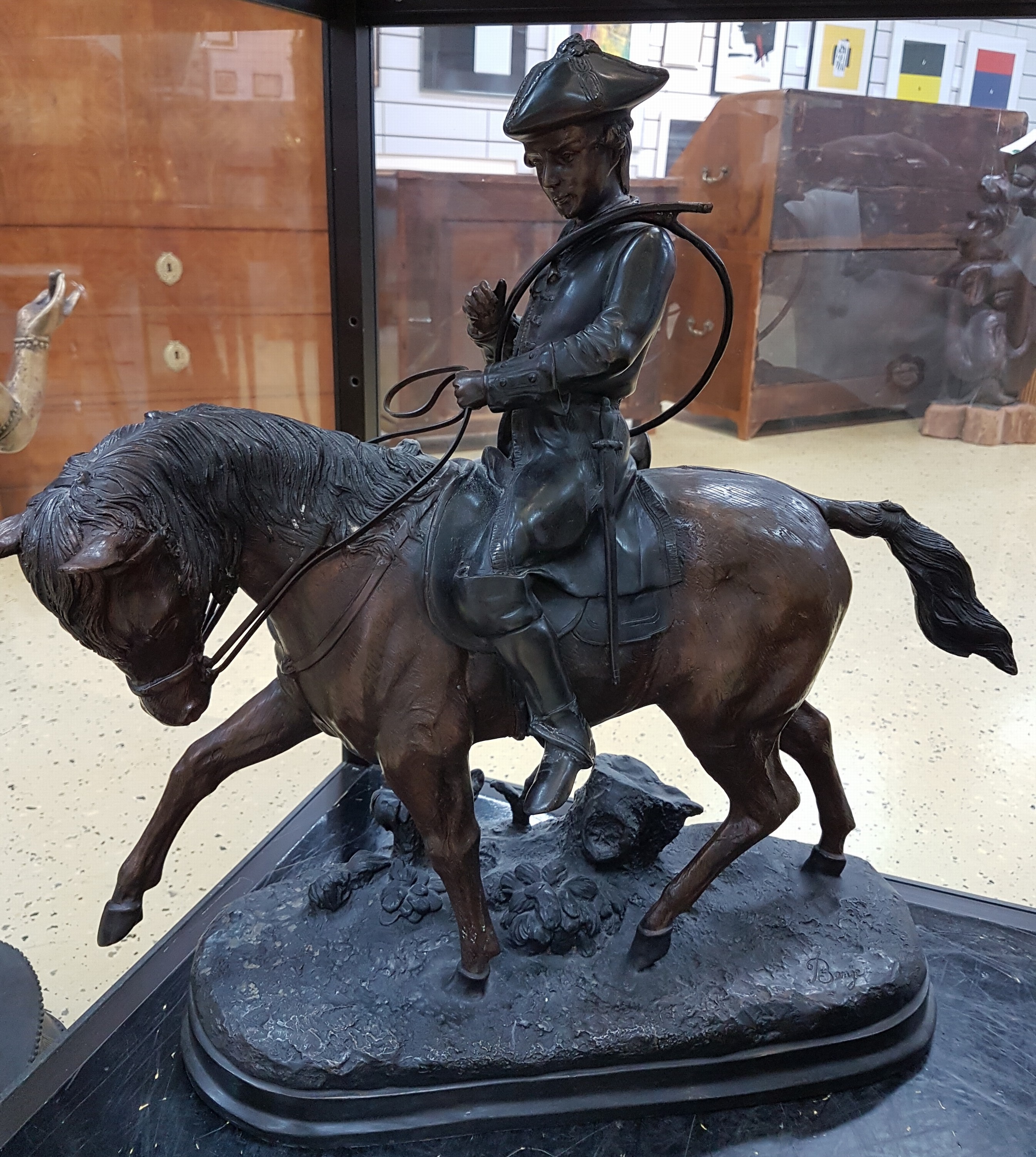 Detail i: Große Bronzefigur, 2. Hälfte 20. Jh., Postillon zu Pferd, am Sockel signiert, ca. 60 x 58 x 21 cm
