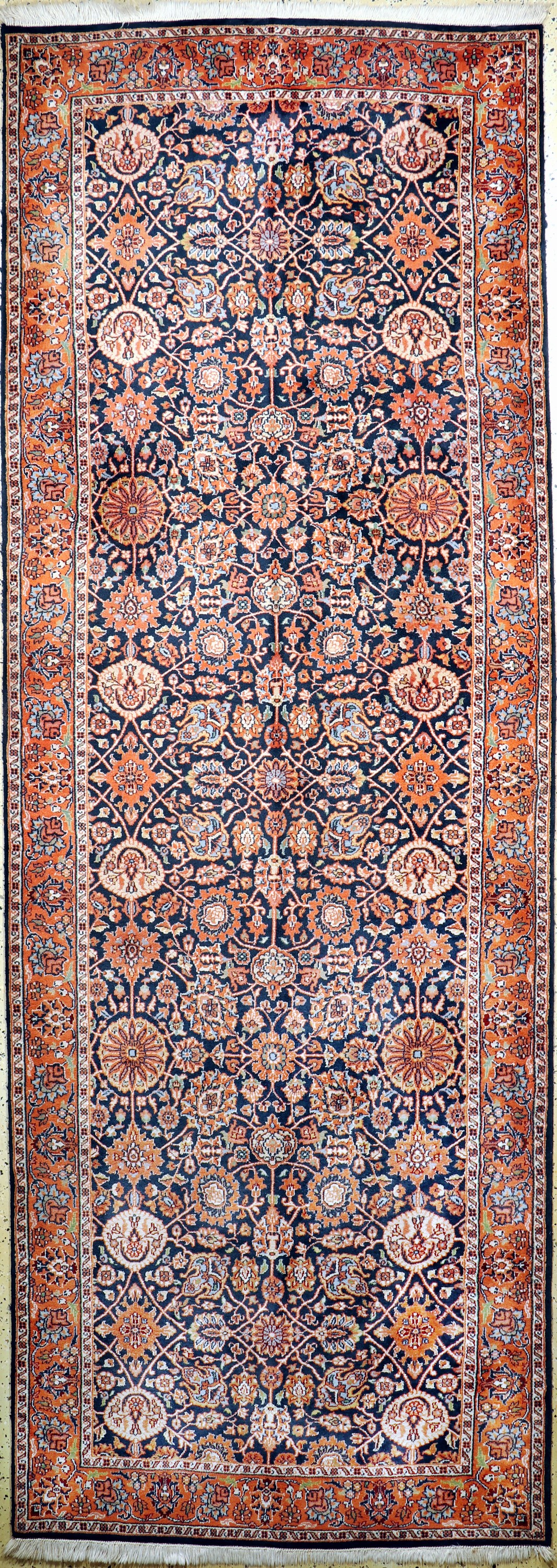 Sarogh fein, Indien, Korkwolle auf Baumwolle, ca. 370 x 130 cm, EHZ: 2