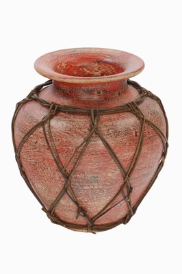 Image 26934659 - Krug, Terracotta, rot u. ockerfarben changierend koloriert, ausladender Rand, ...