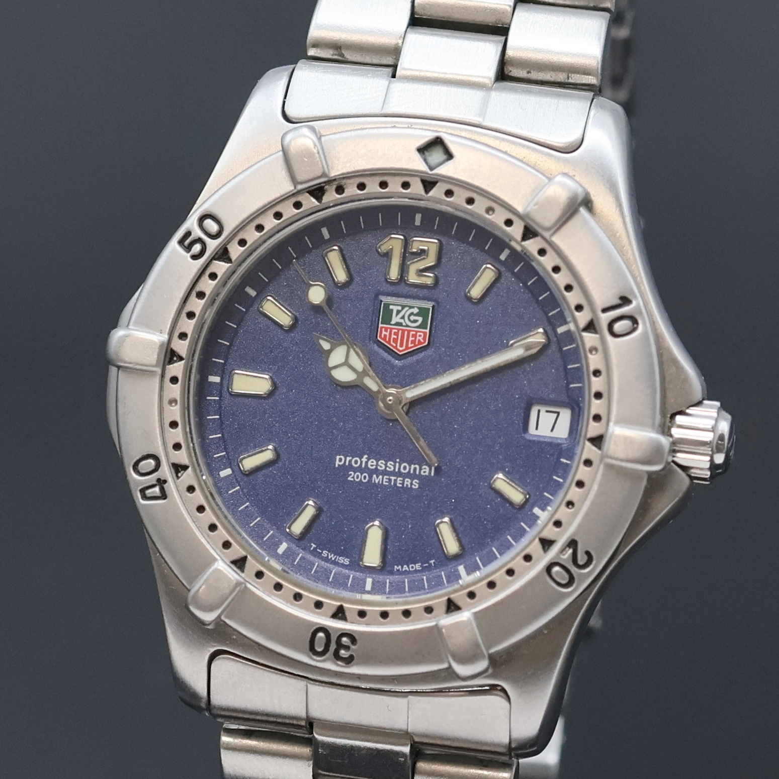 Detail a: TAG HEUER Professional Armbanduhr in Stahl Referenz WK 1113, Schweiz um 2000, quarz, Lünette m. 60er-Teilung, eins. drehb., Boden u. Krone verschr., ...