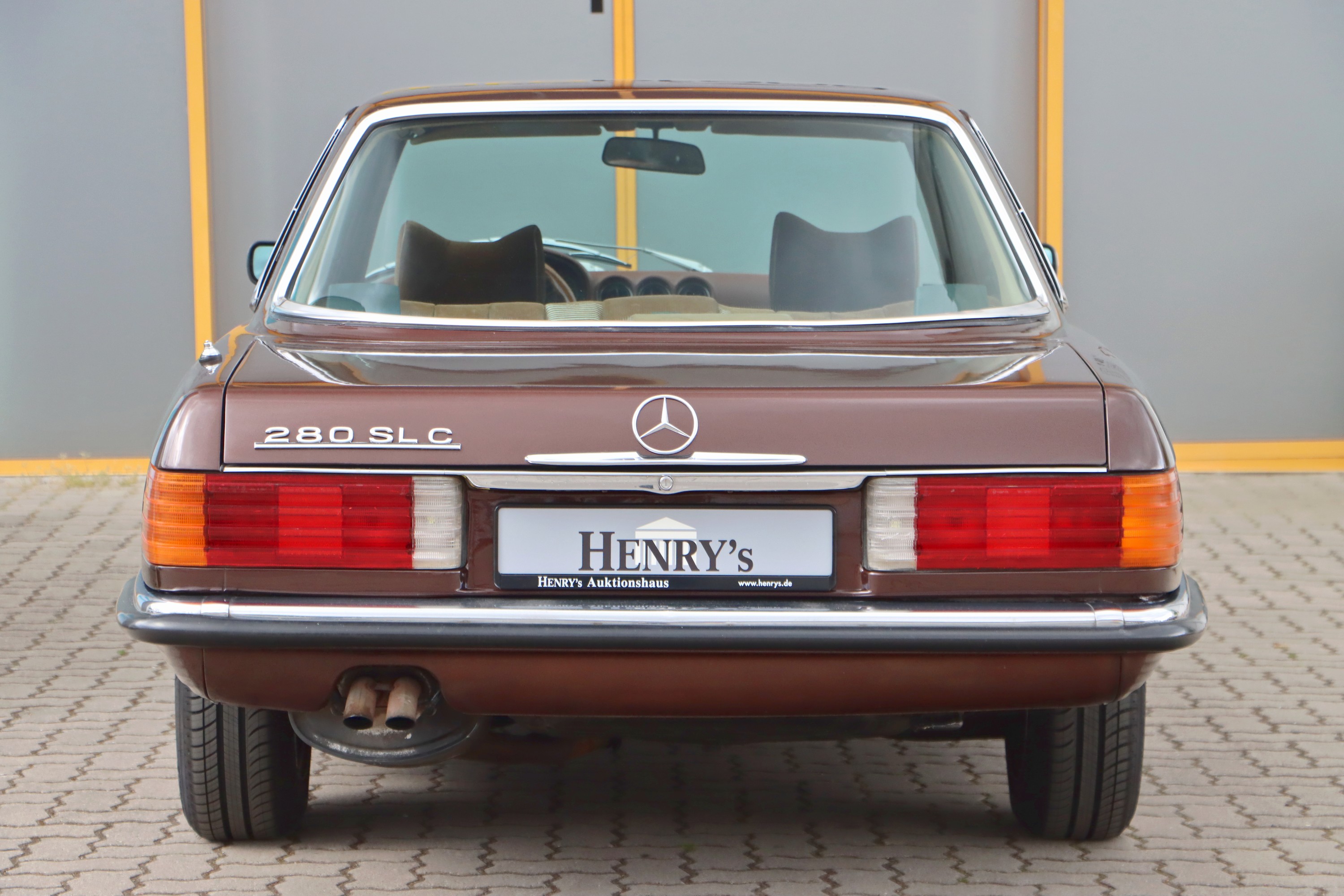 Detail c: Mercedes-Benz 280 SLC, Fahrgestellnummer: 10702210002151, EZ 05/1976, 4. Hand, Laufleistung ca. 279.520 km, HU 06/2026, 136 kW/185 PS, 6-Zylinder, ...