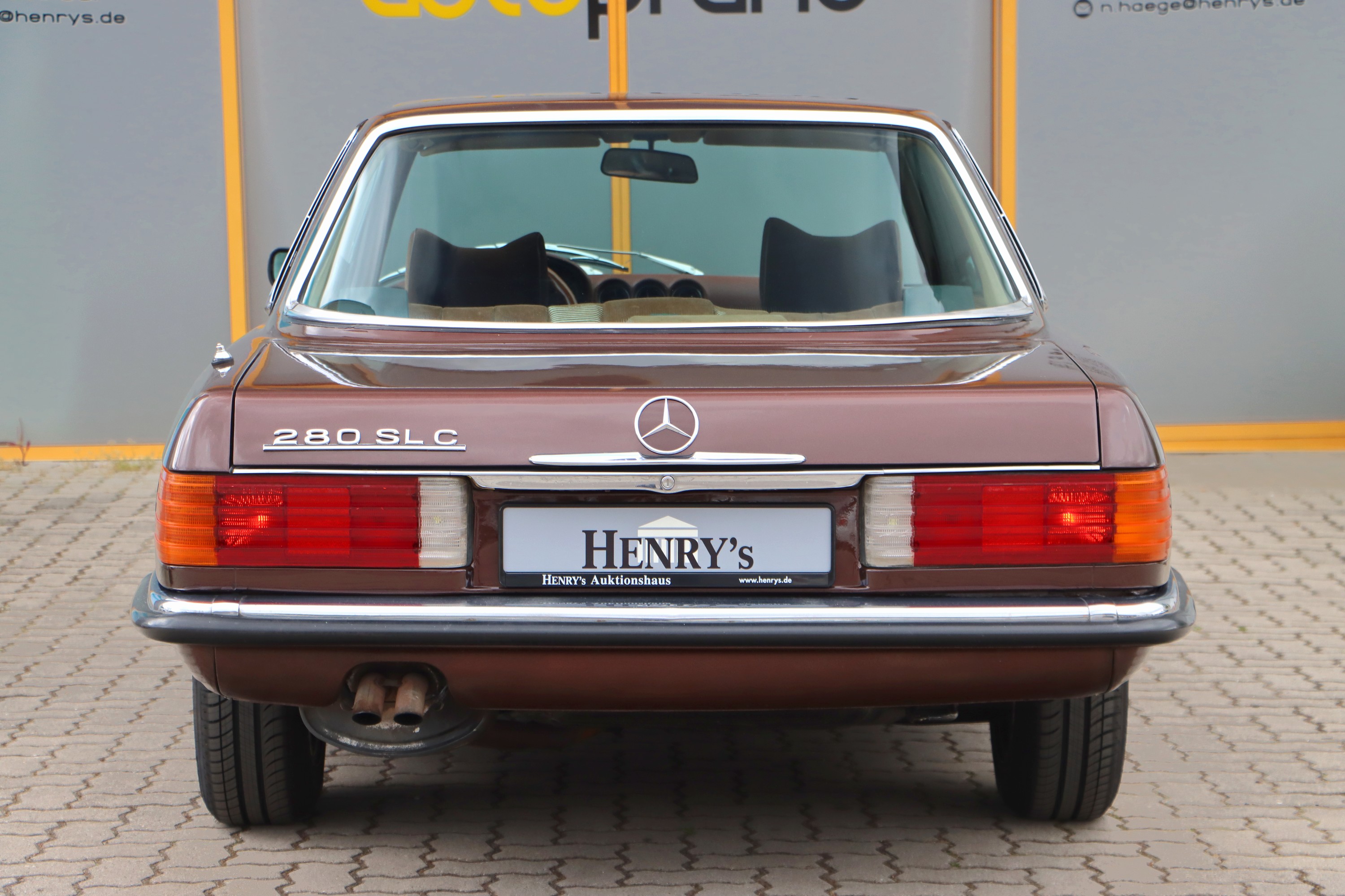 Detail o: Mercedes-Benz 280 SLC, Fahrgestellnummer: 10702210002151, EZ 05/1976, 4. Hand, Laufleistung ca. 279.520 km, HU 06/2026, 136 kW/185 PS, 6-Zylinder, ...