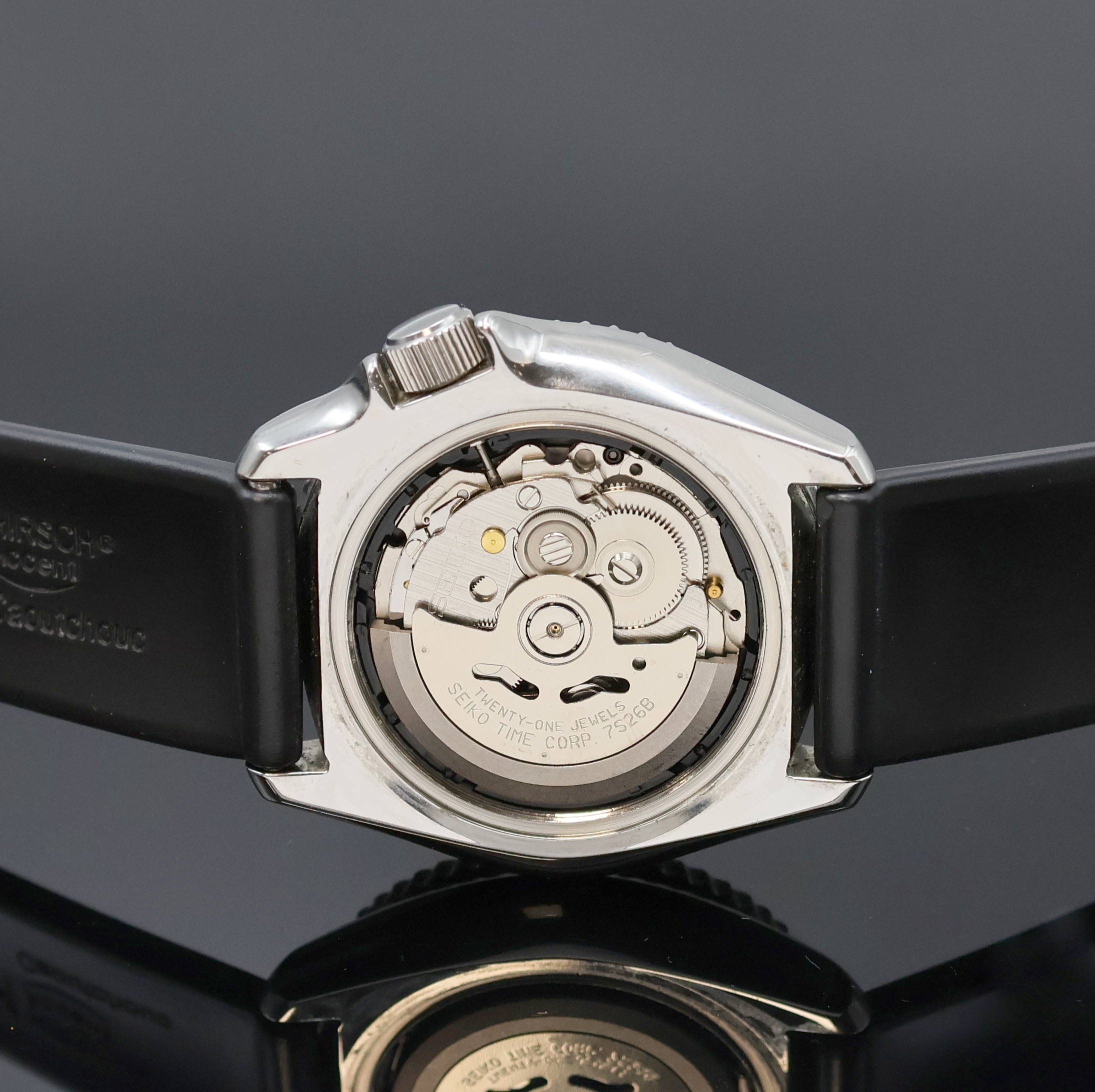 Detail e: SEIKO Automatic Diver's 200m Taucheruhr in Stahl, Japan um 2000, Automatik, Geh. m. eins. drehb. Lunette, Boden u. Krone verschr., Kautschukband ...