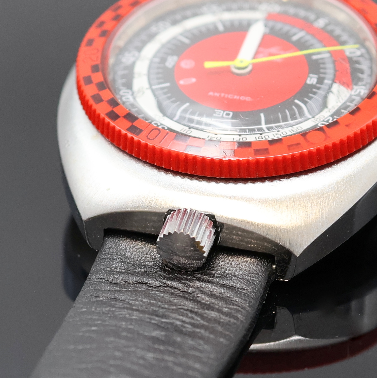 Detail c: CUPILLARD Rième seltene Armband-Stoppuhr, Schweiz um 1970, Handaufzug, verchr. Geh. m. verschr. Stahlboden, Krone b. 6, Drücker für ...