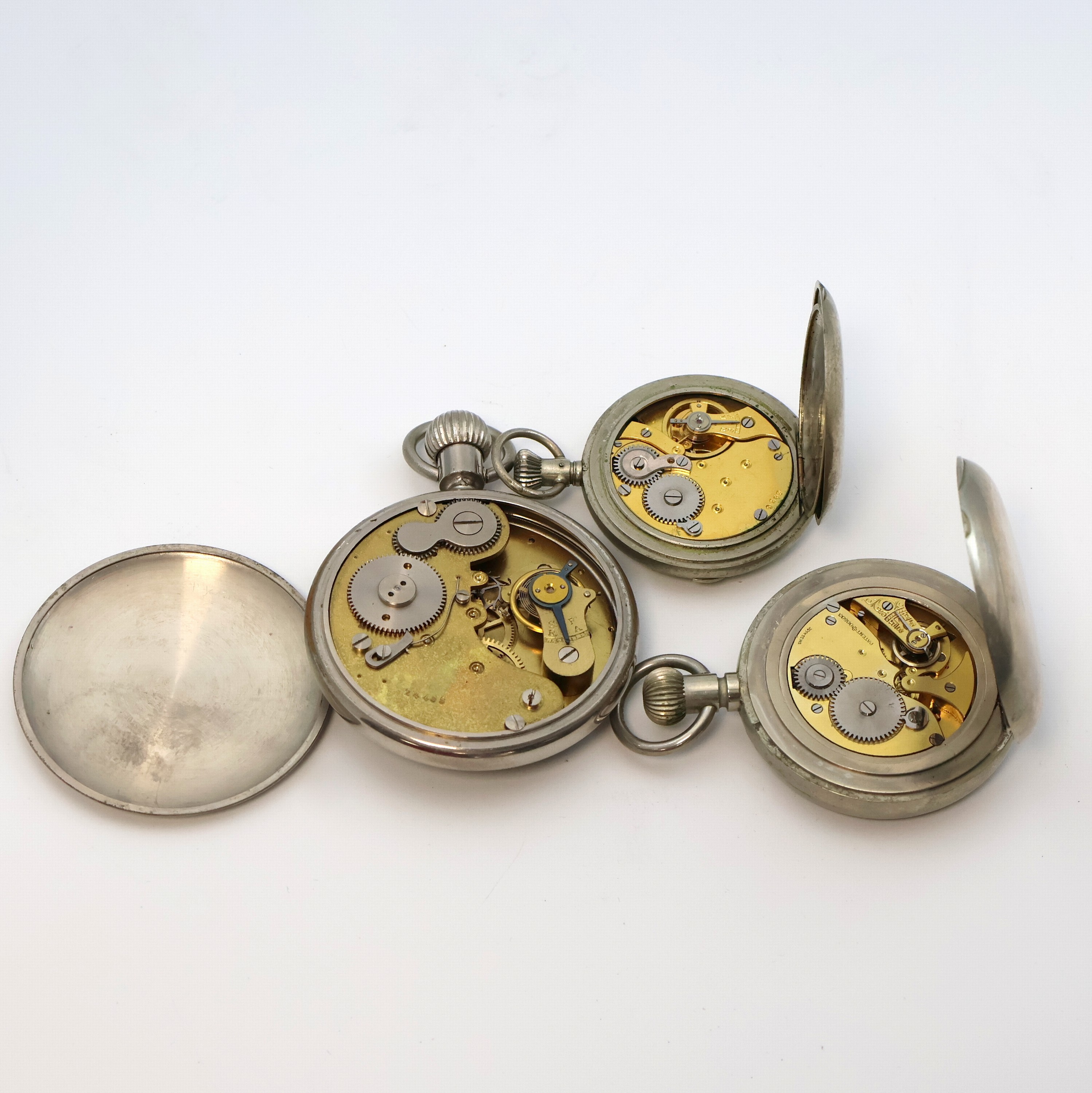 Detail b: Konvolut: 3 Stoppuhren, Schweiz 1920 - 1940,1 x JAS RITCHIE & SON Edinburgh, Nickelgeh., Emailzifferbl., gebl. Zeiger, 1/10 Stopp-Sekunden und 5 ...