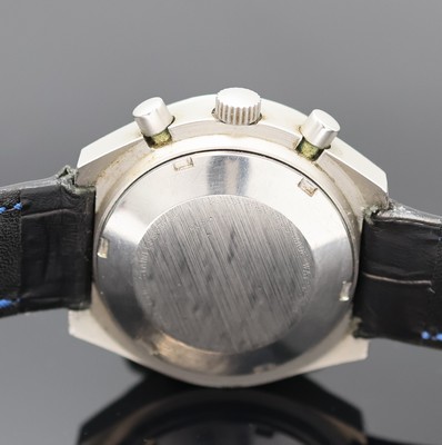 26935482d - Armbandchronograph in mattiertem Stahlgehäuse, Schweiz um 1980, Automatik, 2-tlg. ...