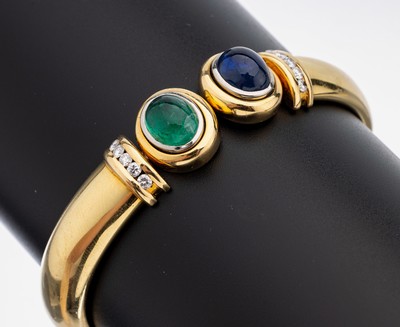 Image 26935844 - 18 kt Gold Farbstein-Brillant-Armreif, GG 750/000, ovaler Smaragd- und Saphircabochon ...