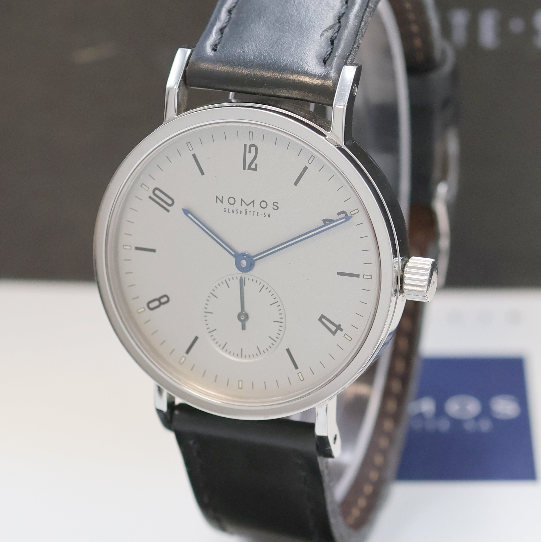Detail a: NOMOS Tangente Sport Herrenarmbanduhr in Stahl mit Box und Papier, Deutschland lt. orig. Papier verkauft 2001, Handaufzug, 6-fach verschr. Geh., ...
