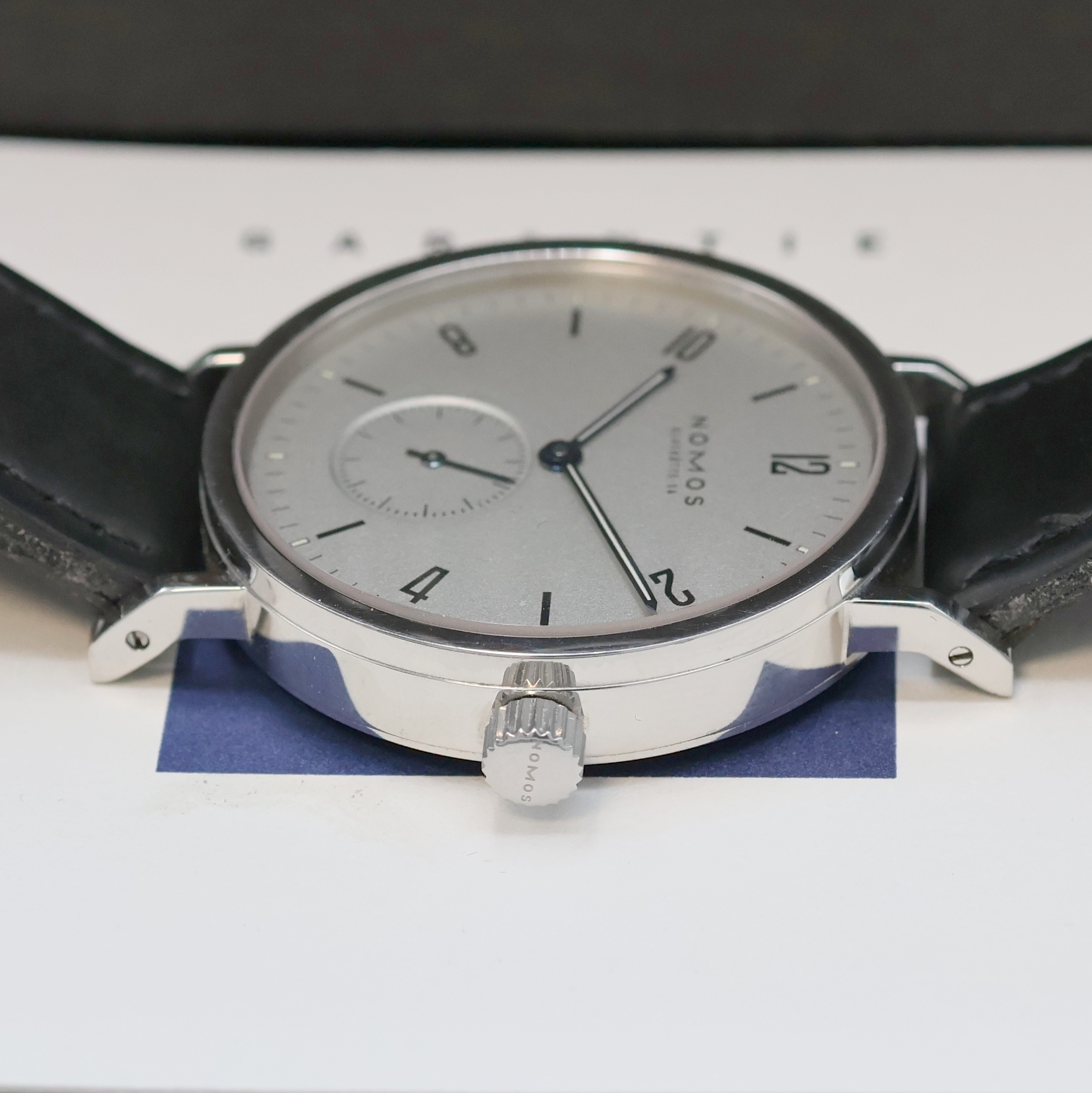 Detail c: NOMOS Tangente Sport Herrenarmbanduhr in Stahl mit Box und Papier, Deutschland lt. orig. Papier verkauft 2001, Handaufzug, 6-fach verschr. Geh., ...