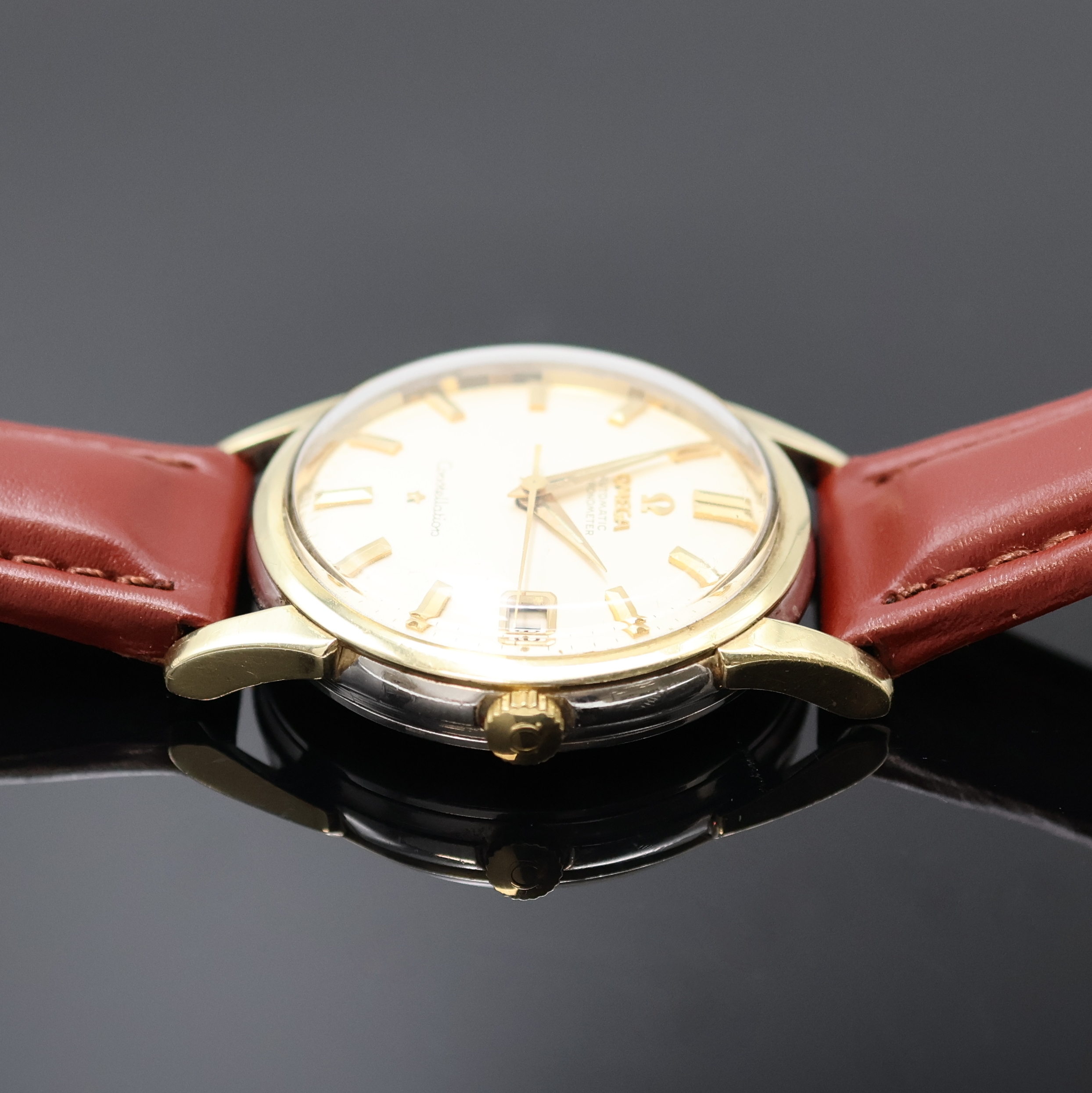 Detail c: OMEGA Constellation Herrenarmbanduhr in Stahl/Gold Referenz 14393, Schweiz um 1962, Automatik, verschr. Boden m. Sternwarten- Plakette in Gold, silb. ...