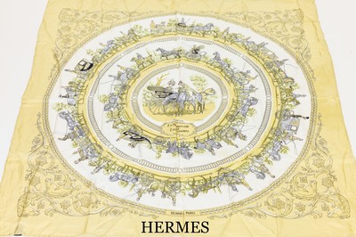 Image 26936369 - HERMES Seidencarree, 100% Seide, "LA PROMENADE DE LONGCHAMPS", Grund in ...