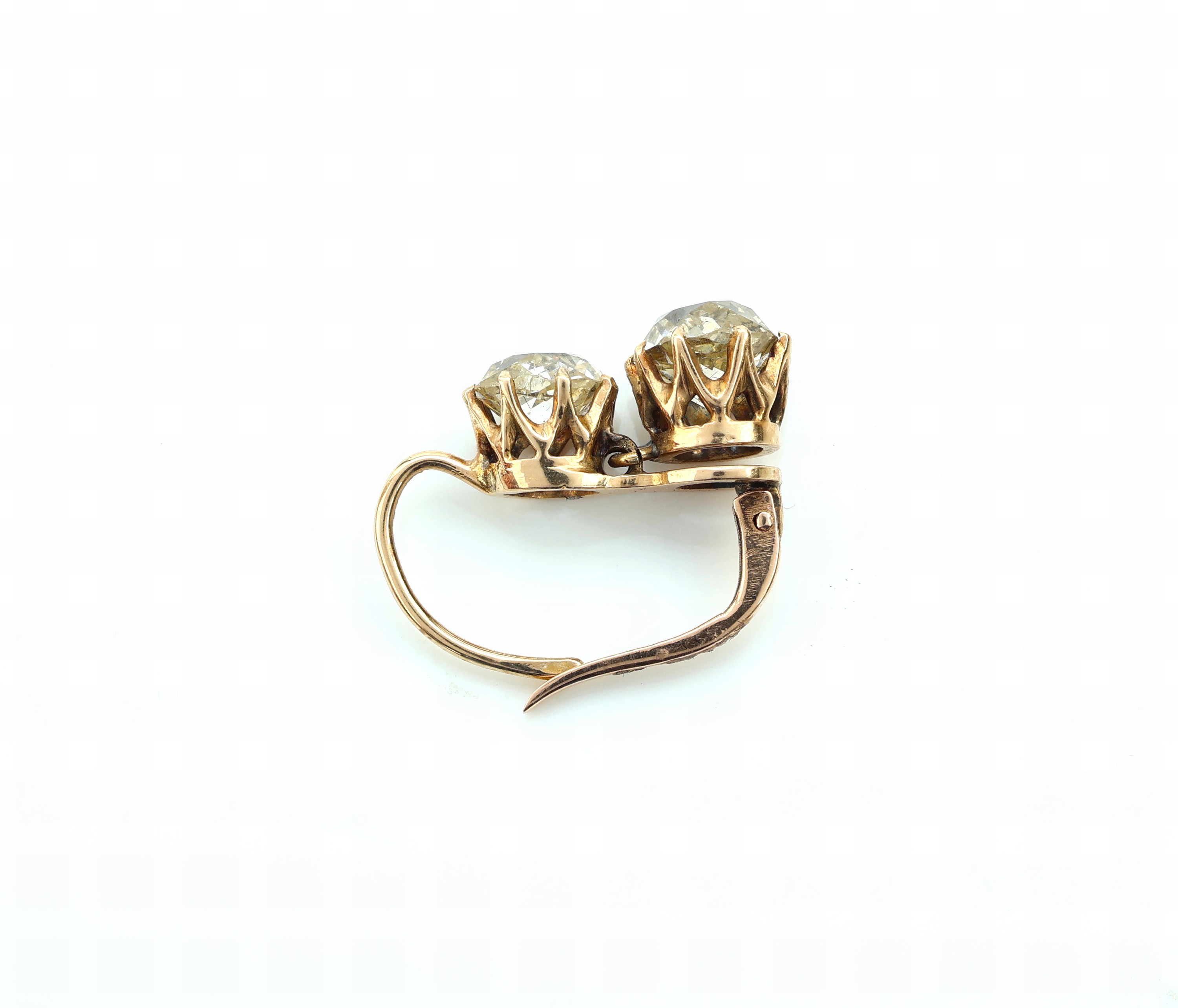 Detail c: Paar 18 kt Gold Diamant-Ohrhänger, um 1860-80, RG 750/000 gepr., feine zarte Ausführung, 4Altschliffdiamanten, 2 bewegl. gefasst, zus. ca. 2.60 ct ...