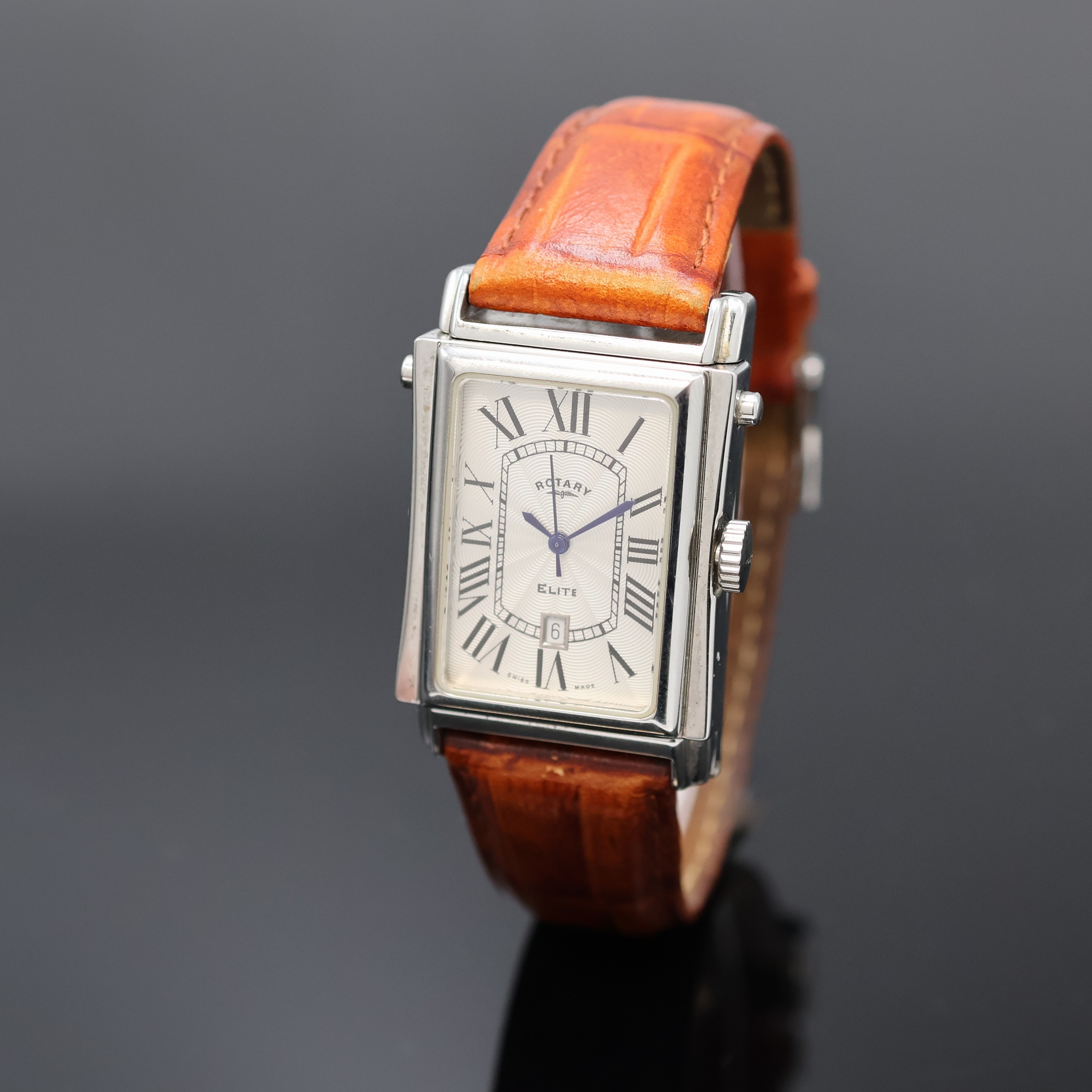 ROTARY Herrenarmbanduhr Serie Elite Referenz 10830 mit 2 Zifferblättern, Schweiz um 2005, quarz, ausklappbares Wendegeh. in Stahl inkl. orig. ...