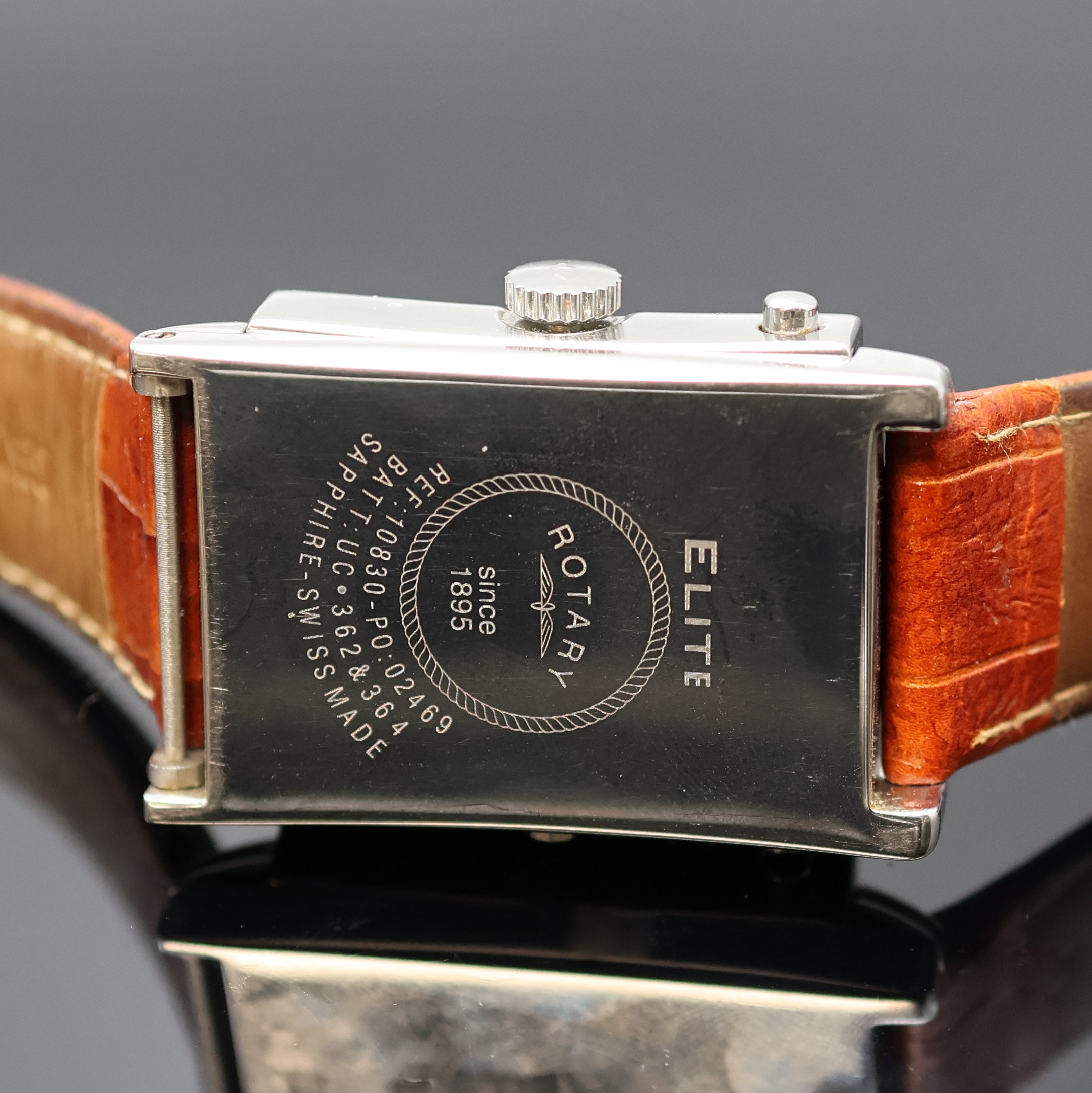Detail e: ROTARY Herrenarmbanduhr Serie Elite Referenz 10830 mit 2 Zifferblättern, Schweiz um 2005, quarz, ausklappbares Wendegeh. in Stahl inkl. orig. ...