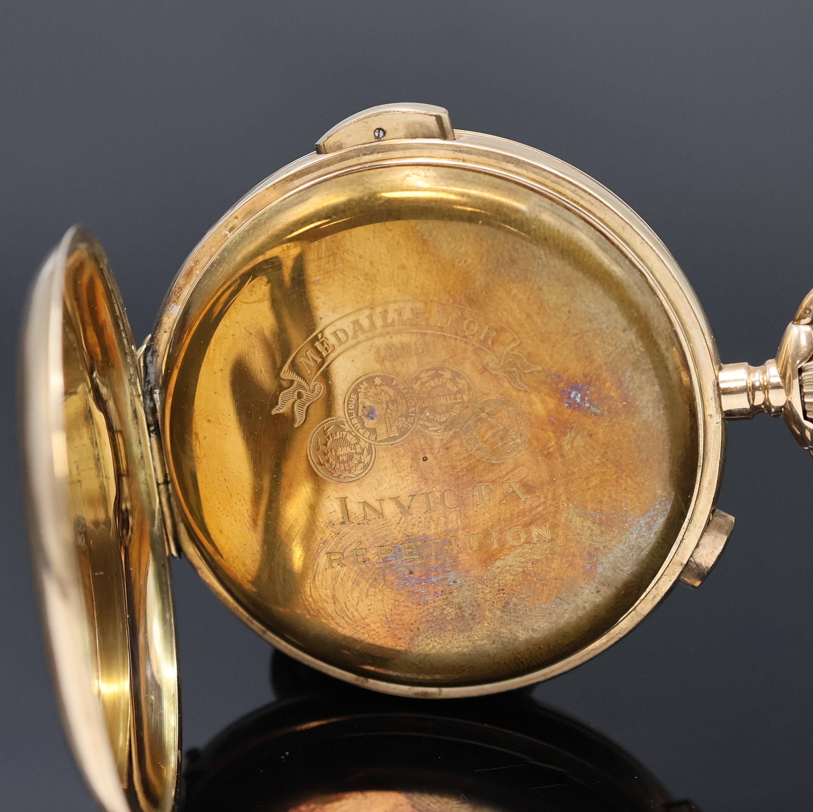Detail d: INVICTA Savonette Herrentaschenuhr in RG 585/000 mit 1/4 Stunden-Repetition und Schaltradchronograph, Schweiz um 1900, glattes 2-Deckel Goldgeh. ...