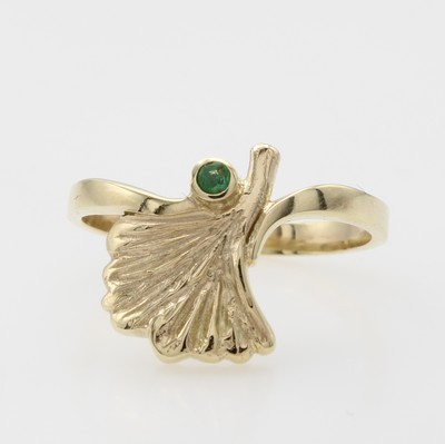 Image Ring "Ginkgoblatt" mit Smaragd, GG 585/000, fac. Smaragd in Zargenfassung, RW ...