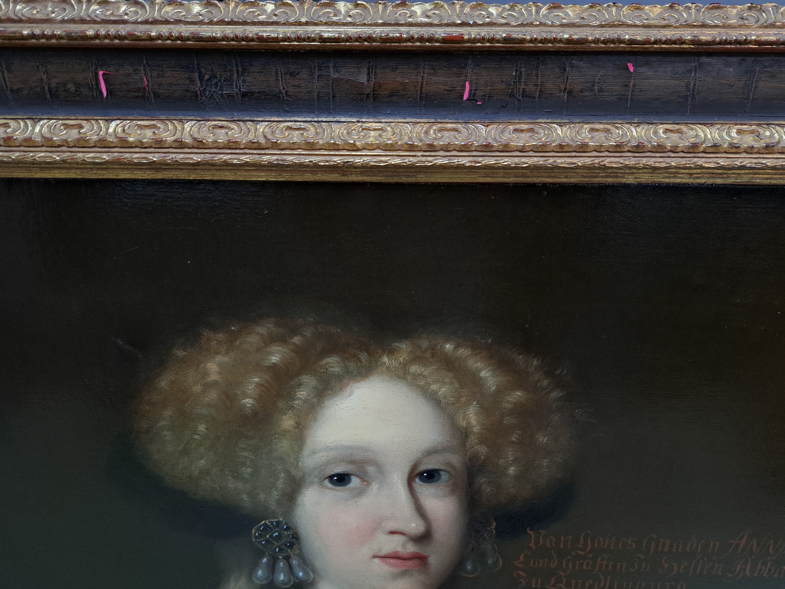 Detail g: Unbekannter Barockmaler, 17./18. Jh., Porträt der Prinzessin Anna Sophia, Tochter des Landgrafen Georg II von Hessen, Äbtissin des Stifts ...