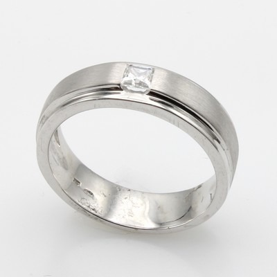 Image 26937030 - Ring mit Zirkonia, WG 375/000, z.T. matt., RW ca. 63 Schätzpreis: 1200, - EUR