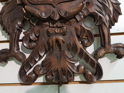 26937051c - Wappenschnitzerei, deutsch, um 1920/30, Holz reich geschnitzt mit doppelköpfigem ...