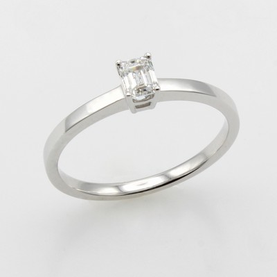 Image Ring mit Diamantsolitär, WG 585/000, Diam. im Smaragdschliff ca. 0.30 ct ...