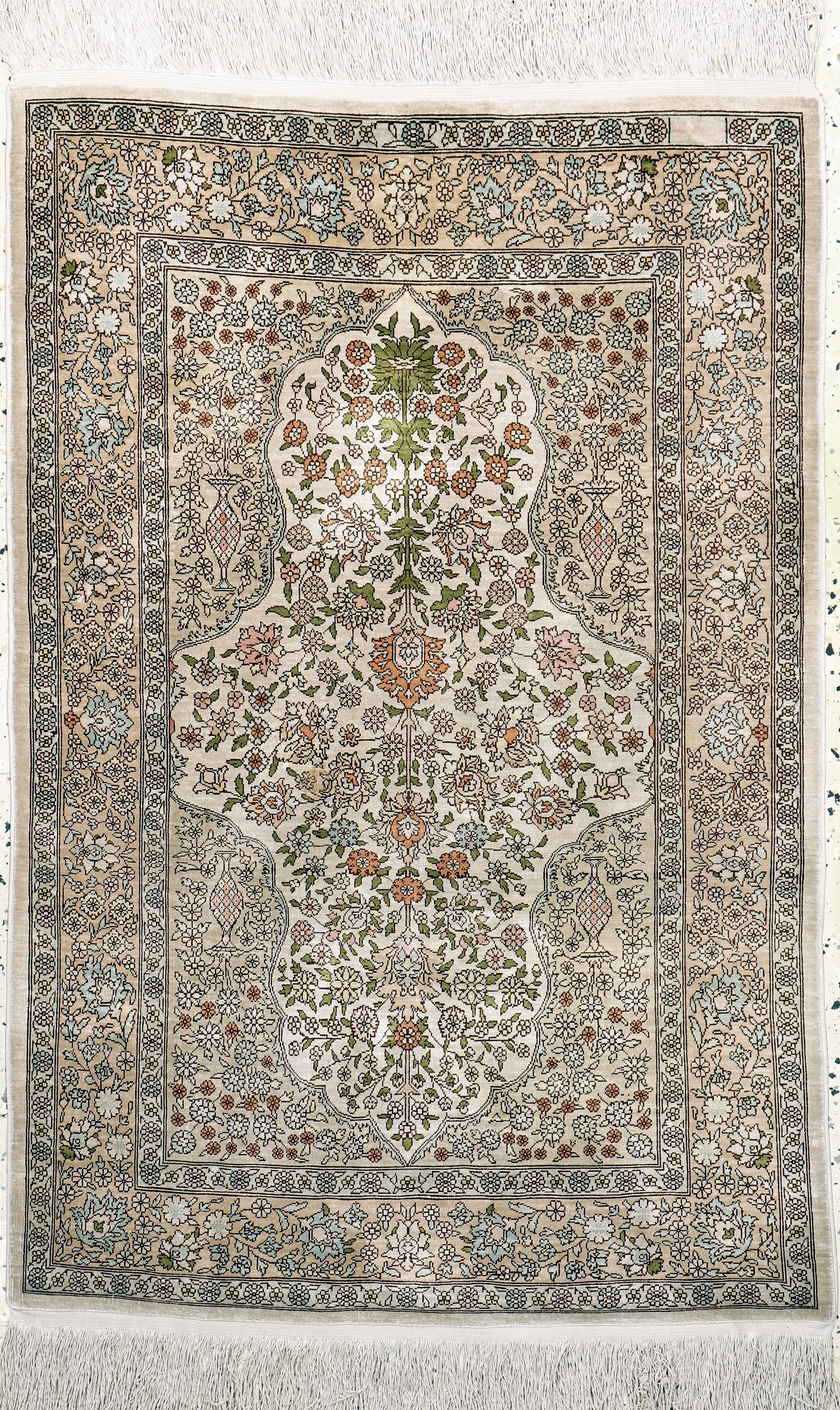 Hereke Seide fein sign., Türkei, Mitte 20.Jhd., reine Naturseide, ca. 112 x 72 cm, ca. 1,0 Mio. Kn/qm, EHZ: 2