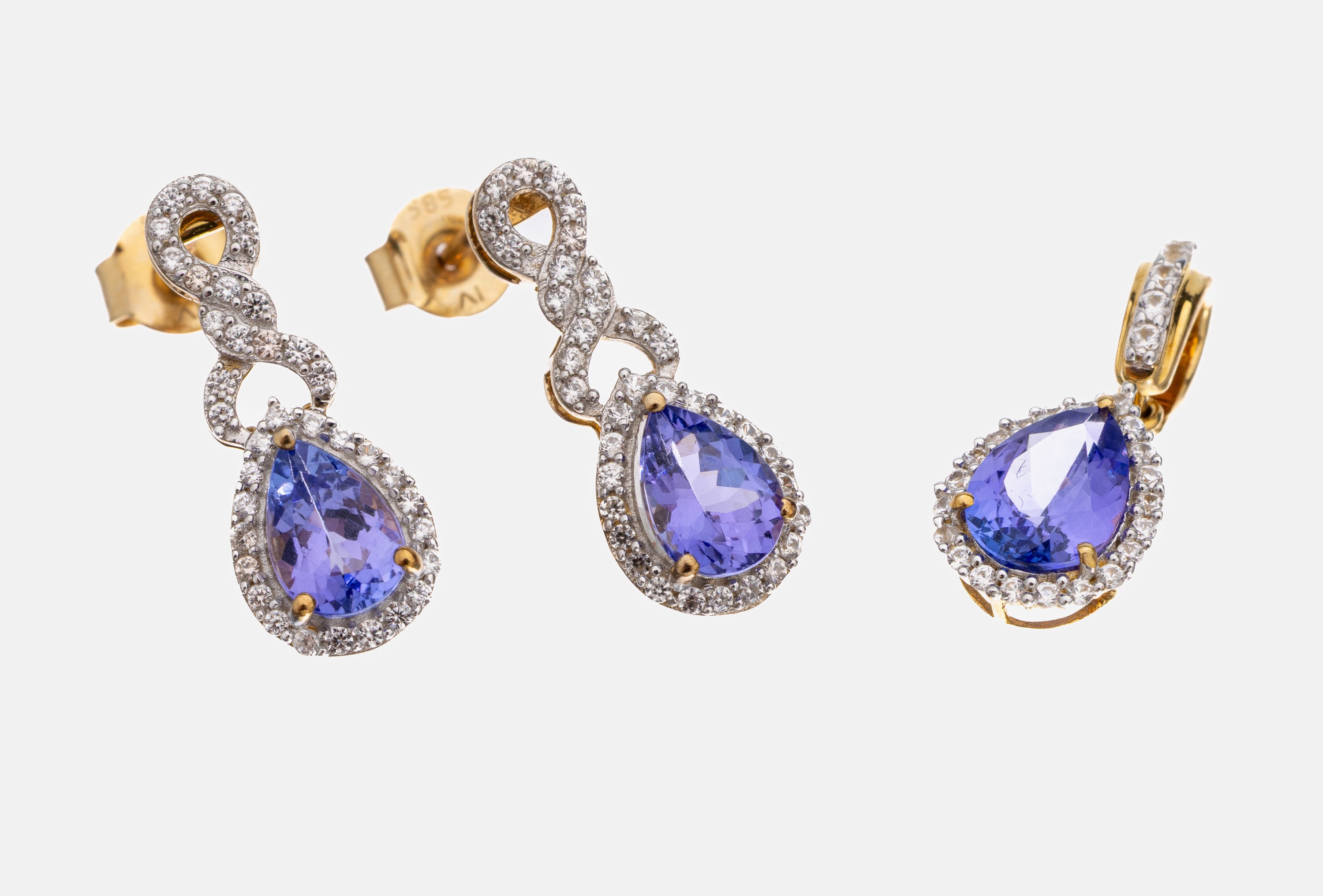 14 kt Gold Tansanit-Saphir-Set, GG 585/000,best. aus: 1 Paar Ohrstecker, 2 facett. Tansanit-Tropfen zus. ca. 1.30 ct, 72 rundfacett. weiße Saphire ...