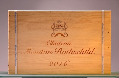 Image 26937114 - 6 Flaschen 2016 Chateau Mouton Rothschild, je 0.75l, orig. verkorkt und unverkostet, in ...