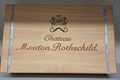 Image 6 Flaschen 2019 Chateau Mouton Rothschild, je 0.75l, orig. verkorkt und unverkostet, in ...