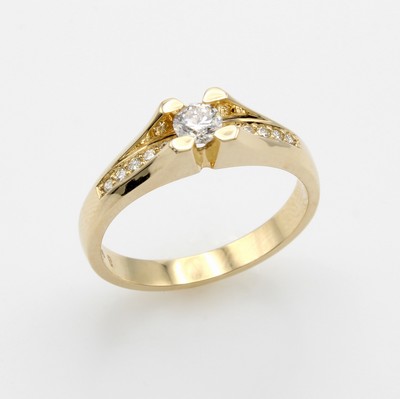 Image Ring mit Brillanten, GG 585/000, 1 Brill. mittig gef. in erhöhter, breiter ...