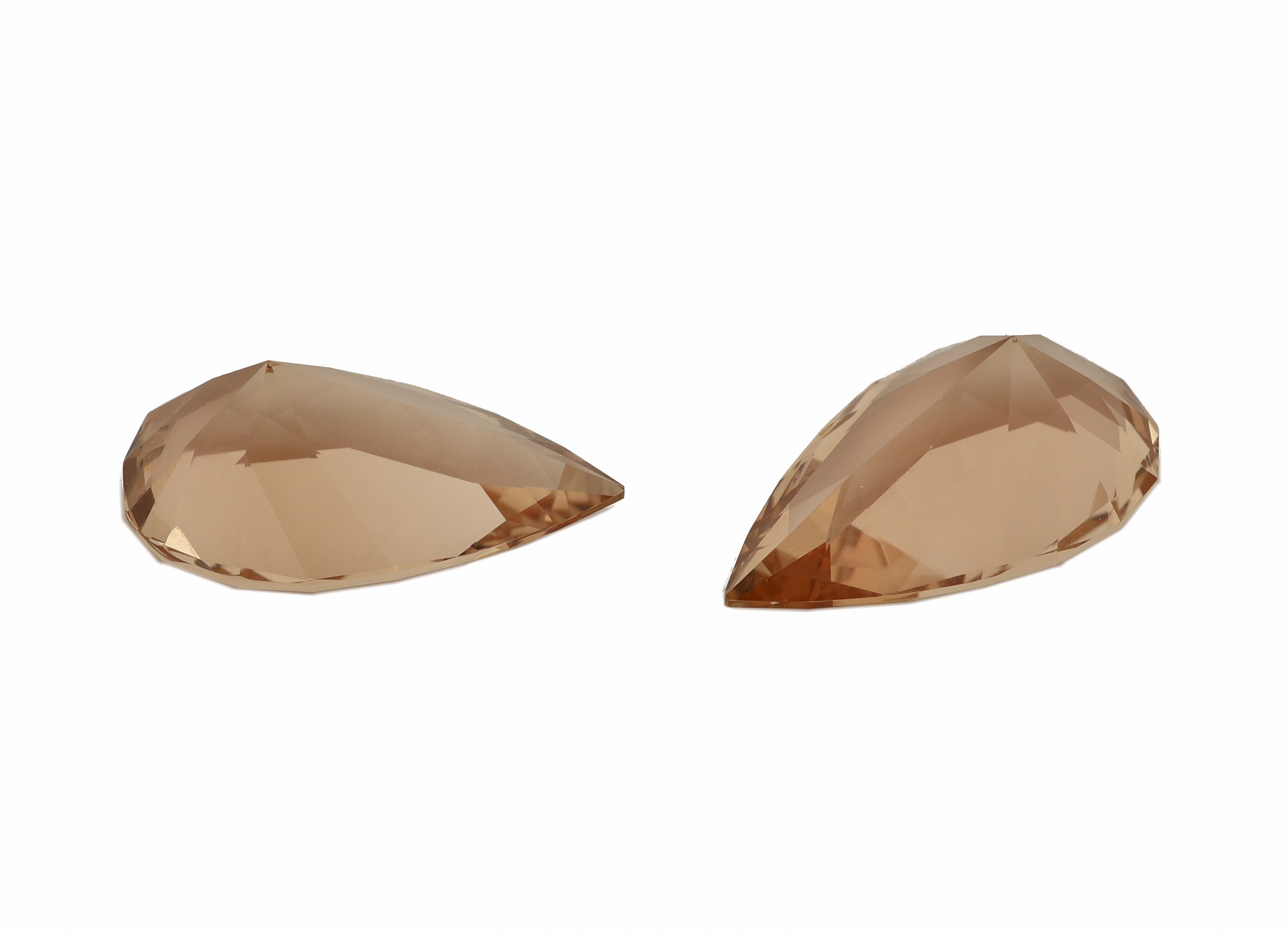 Detail b: Lot 2 lose Imperial Topase, zus. ca. 32 ct, facett. Tropfenschliff, Light Reddish Orange, min. Größenunterschied