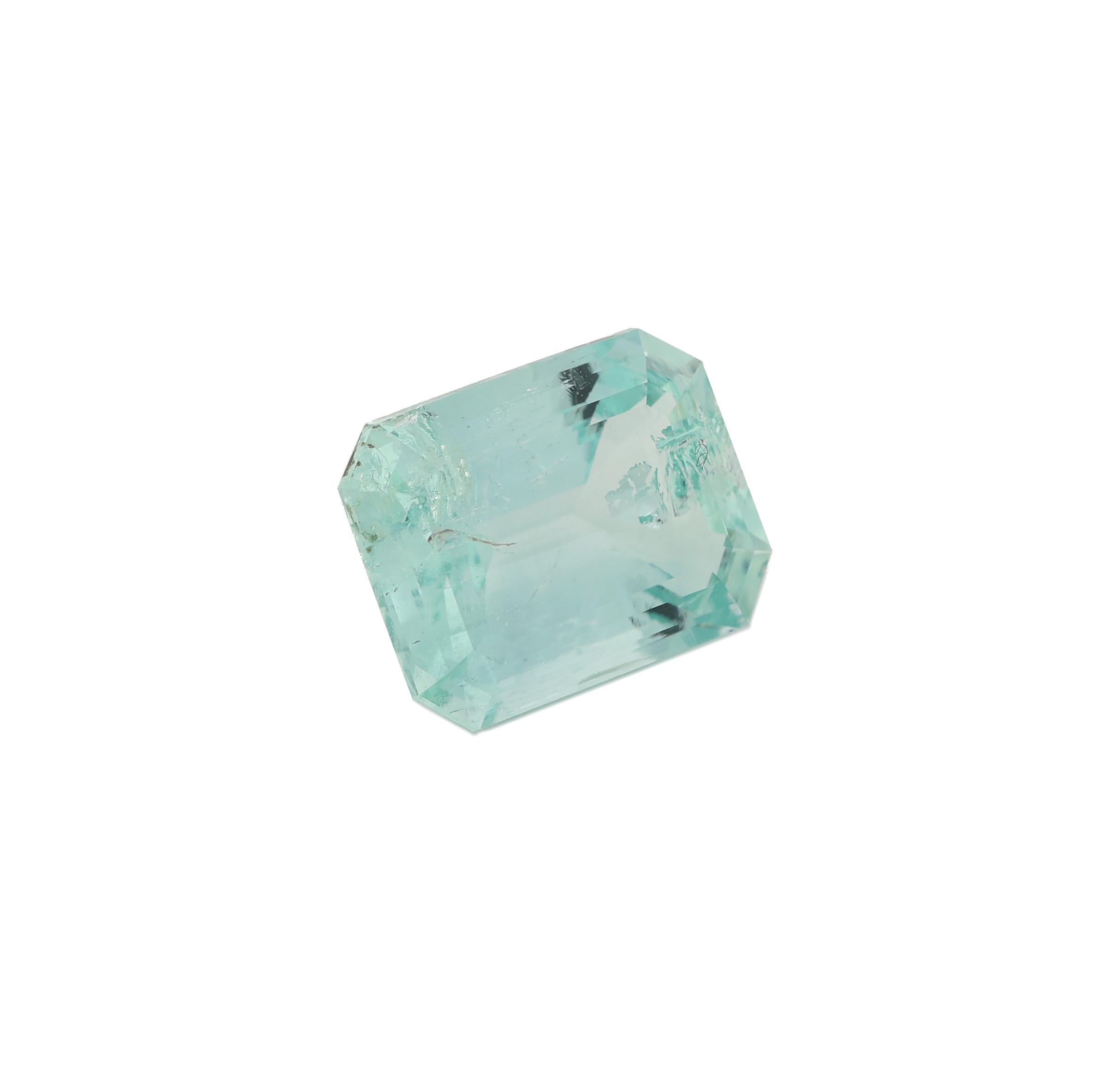 Detail a: Loser Smaragd, ca. 2.64 ct, oktogonaler Treppenschliff, Herkunft Kolumbien, mit Expertise von Gemmological International Laboratories Canada