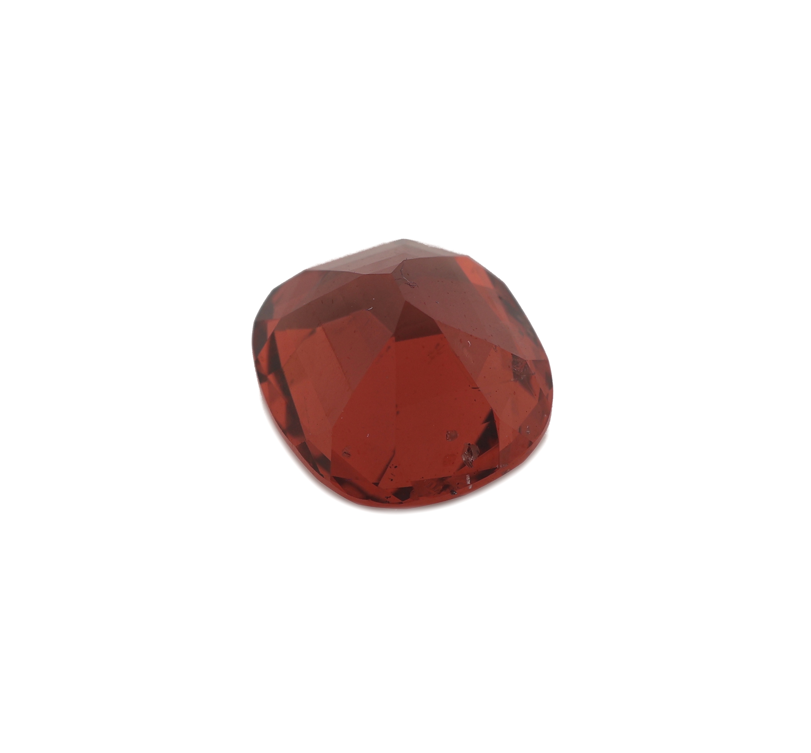 Detail b: Loser natürlicher Spinell, ca. 3.15 ct, Kissenschliff, keine Anzeichen für Erhitzung, Herkunft Tansania, mit Expertise von Gemological ...