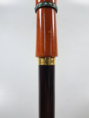 26937412f - Stock mit Bernsteinknauf in Minarettform, hoher zweiteiliger Bernsteinknauf, Silberkranz ...