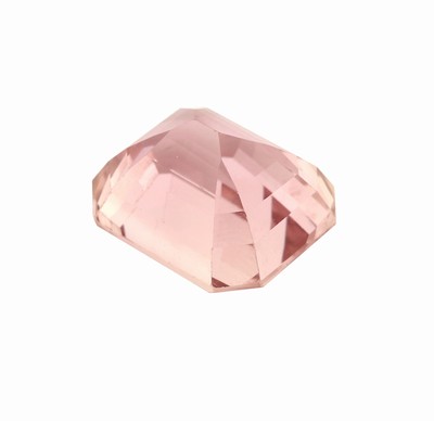 26937731b - Loser Kunzit, ca. 19.2 ct, facett. Oktagon- schliff, Pink, ca. 16.7 x 13.7 x 10.3 mm ...