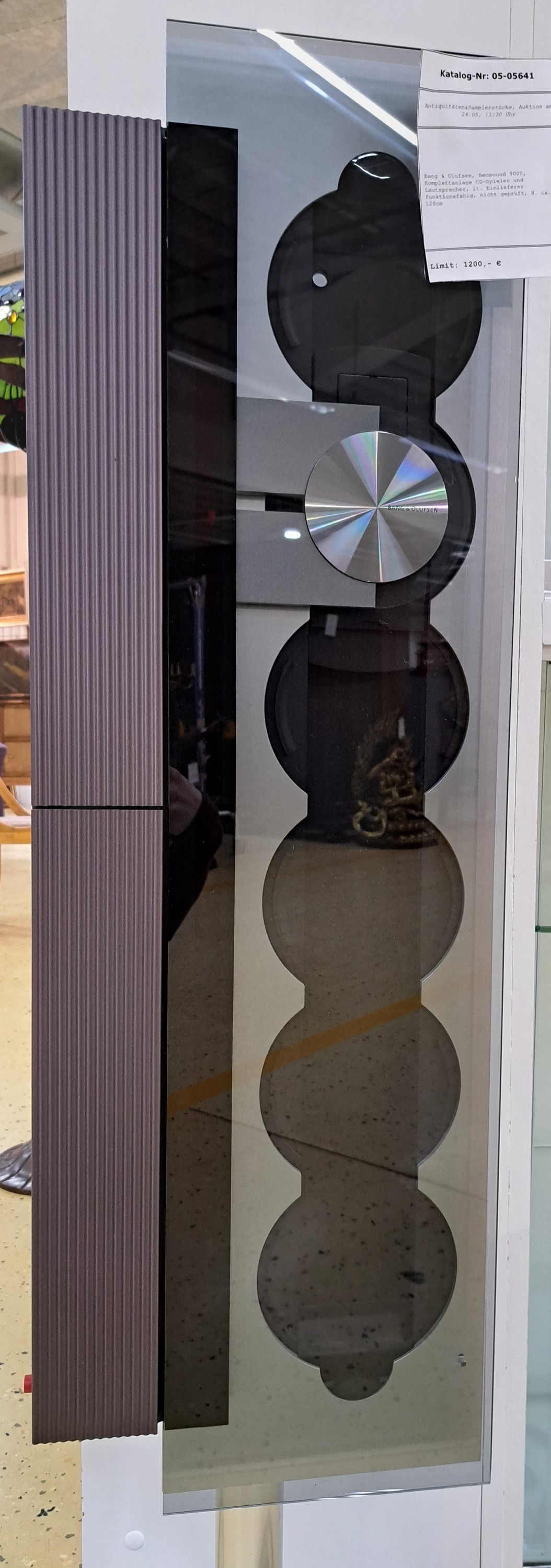 Detail c: Bang & Olufsen, Beosound 9000, nach 1996, Entw. David Lewis, CD-Spieler für 6 CDs, lt. Einlieferer funktionsfähig, nicht geprüft, H. ca. 128cm, ...