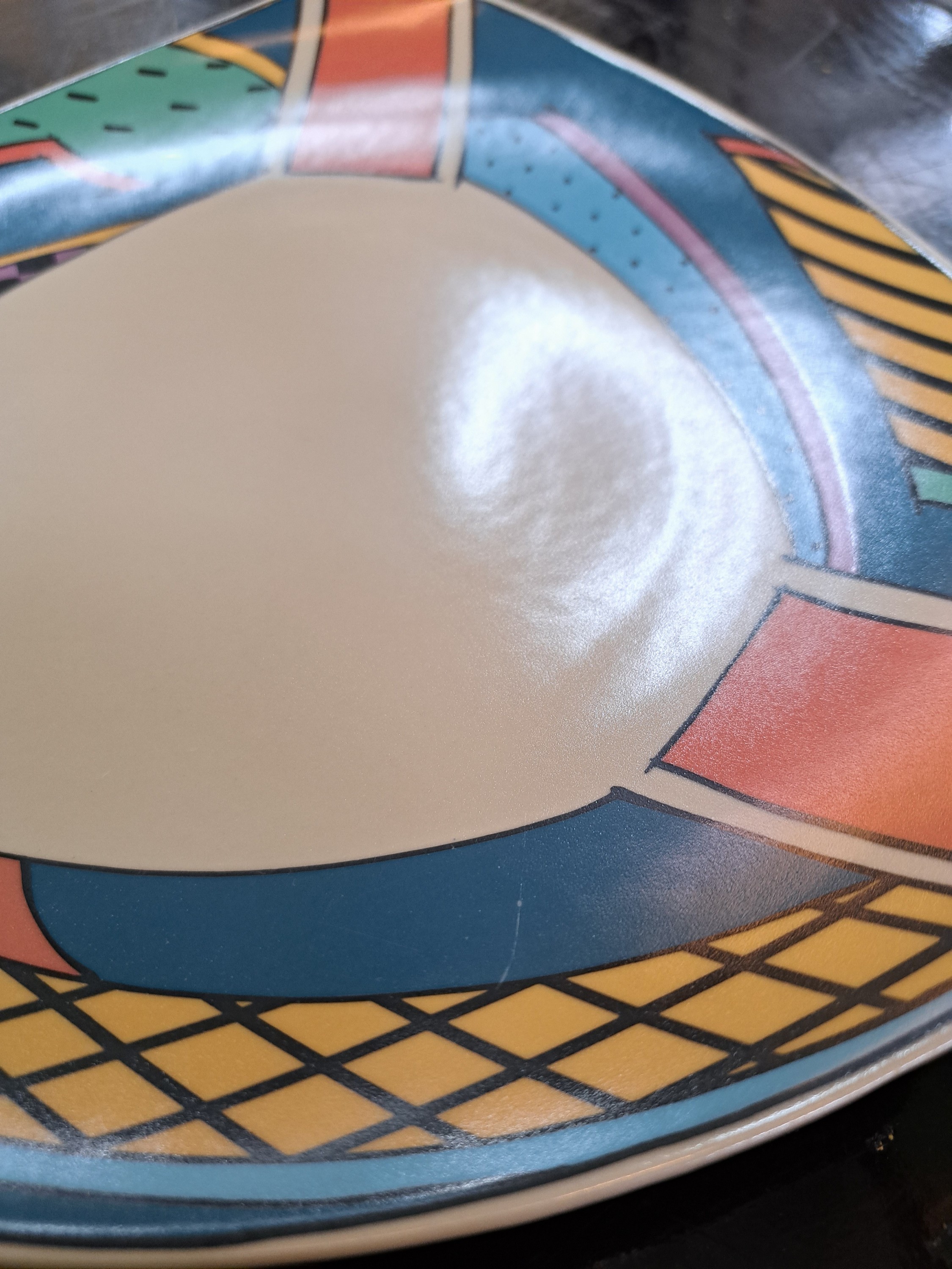 Detail h: Umfangreiches Kaffee- und Speiseservice, Rosenthal "Flash One", Entwurf Dorothy Hafner, Kaffeekanne, Zuckerdose, 10 Tassen mit Untertassen, ...
