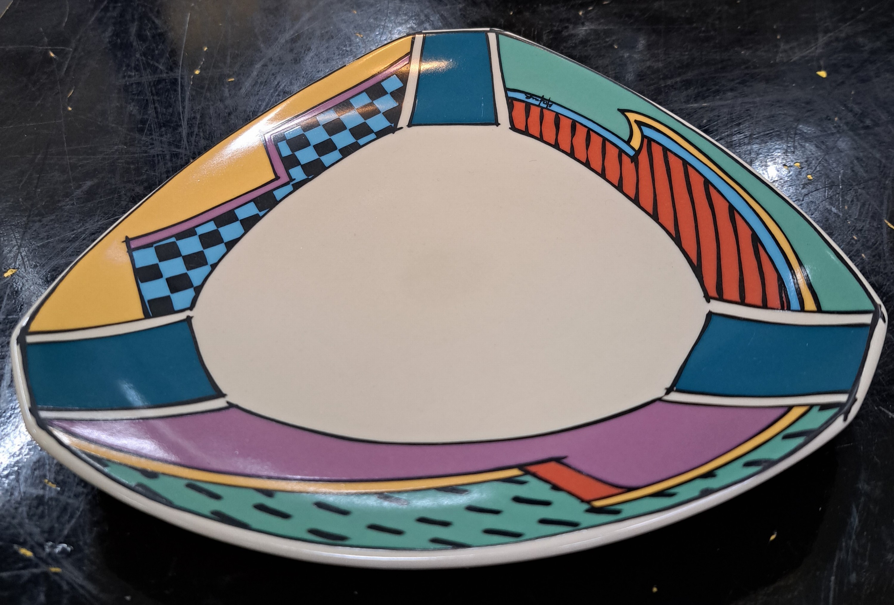 Detail p: Umfangreiches Kaffee- und Speiseservice, Rosenthal "Flash One", Entwurf Dorothy Hafner, Kaffeekanne, Zuckerdose, 10 Tassen mit Untertassen, ...