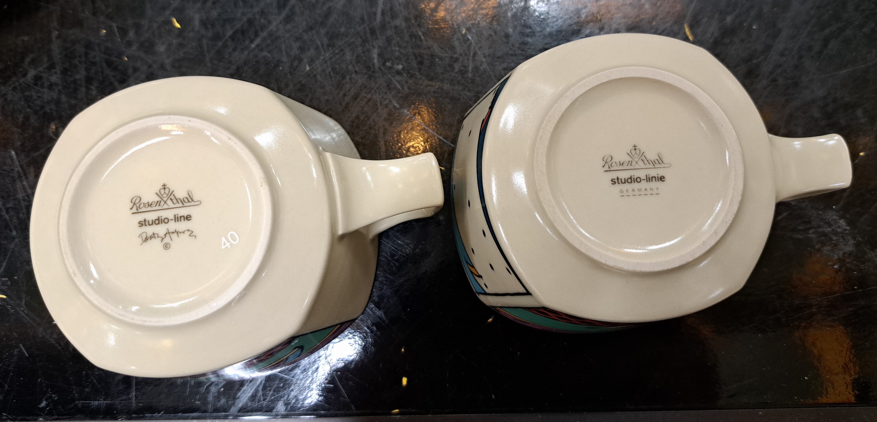 Detail v: Umfangreiches Kaffee- und Speiseservice, Rosenthal "Flash One", Entwurf Dorothy Hafner, Kaffeekanne, Zuckerdose, 10 Tassen mit Untertassen, ...