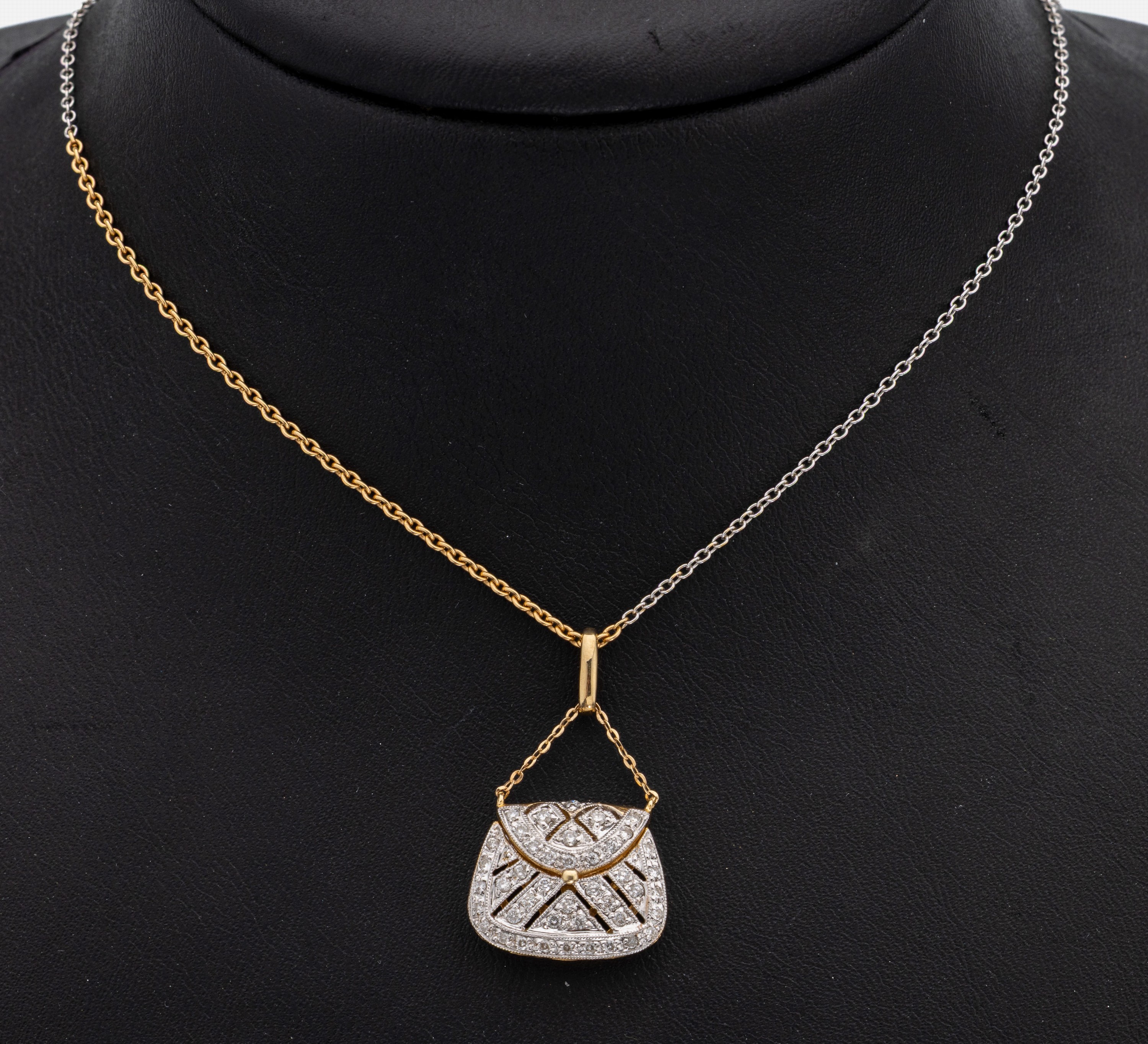 14 kt Gold Diamant-Anhänger "Tasche", GG/WG585/000, Vorderseite mit 8/8-Diamanten zus. ca. 0.28 ct Weiß/si-p1, an Kette, GG/WG 750/000, ...