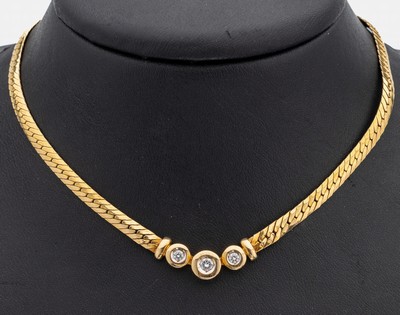 Image 26938832 - 14 kt Gold Brillant-Collier, GG 585/000, 3 Brillanten zus. ca. 0.20 ct Weiß/si, ...