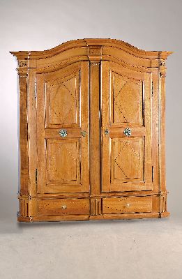 Image 26938894 - Bodensee Schrank, wohl Bregenzerwald, um 1830 , Kirschbaum massiv, zweitürig, ...