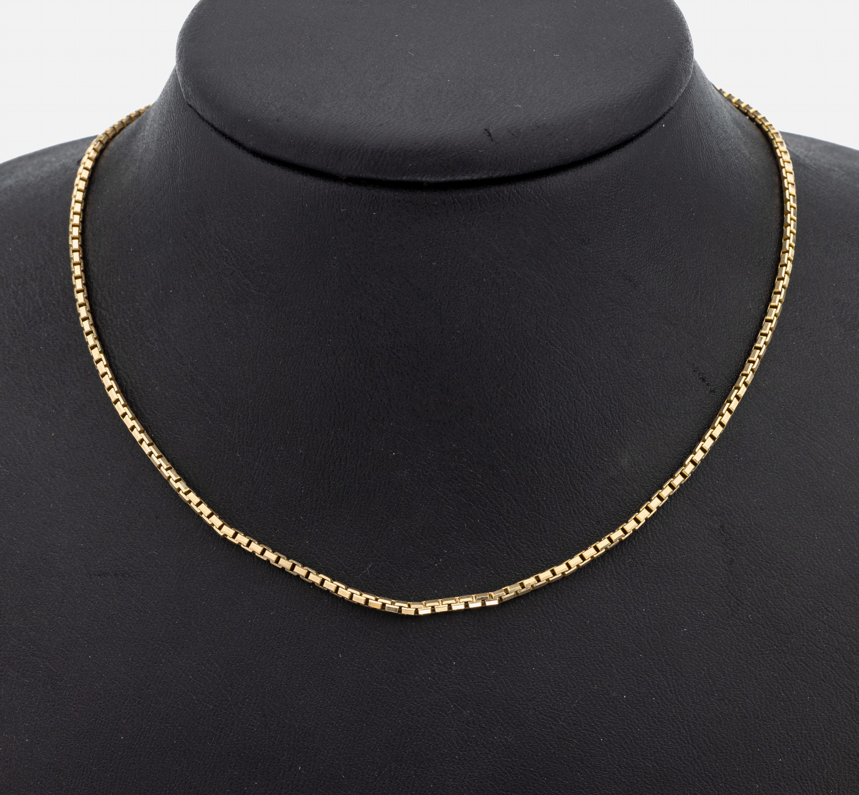 14 kt Gold Kette, GG 585/000, L. ca. 70.5 cm, Federringschließe, ca. 15.1 g