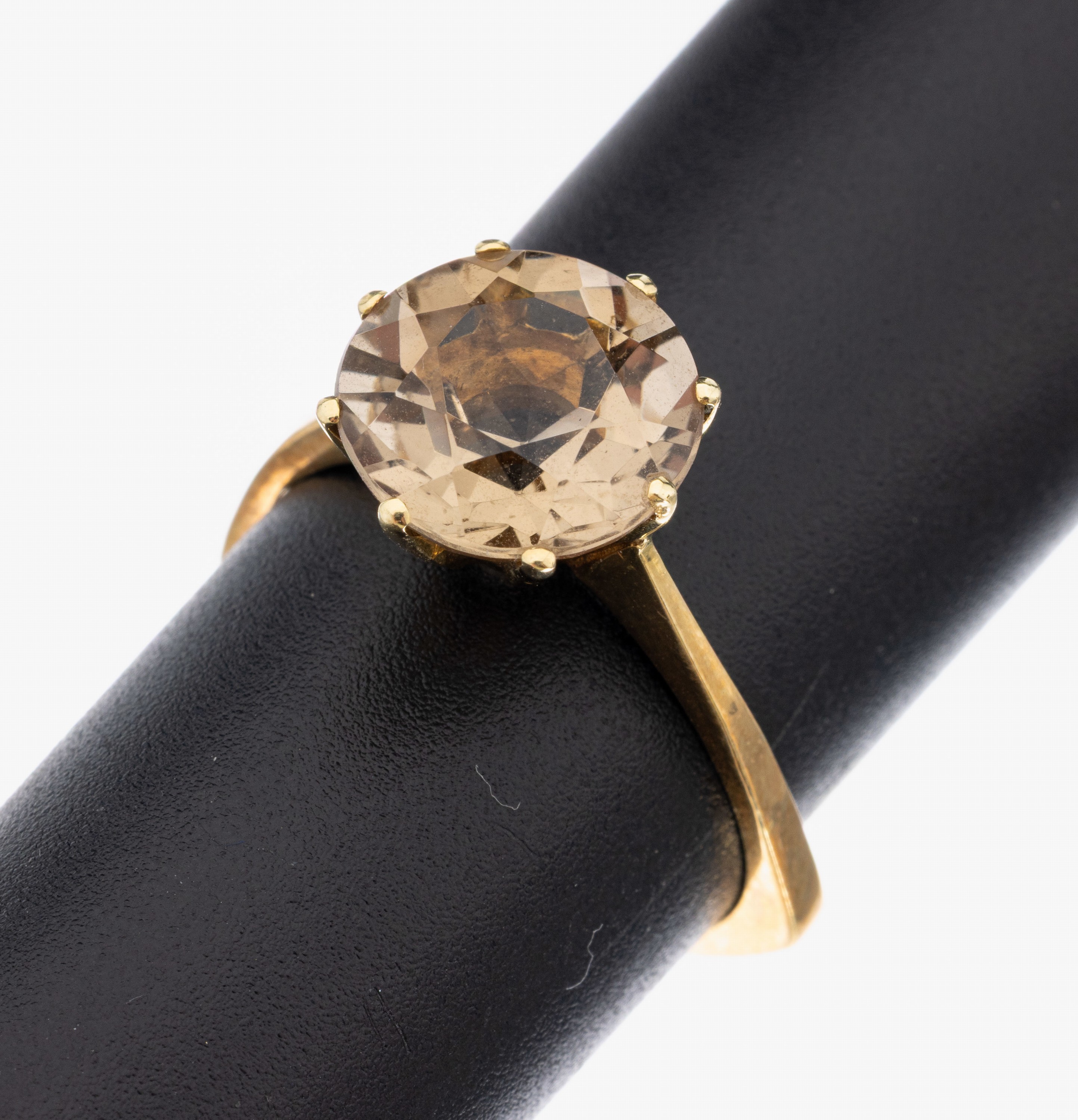 14 kt Gold Rauchquarz-Ring, GG 585/000, schlicht, rundfacett. Rauchquarz, RW 61, ca. 4.2 g